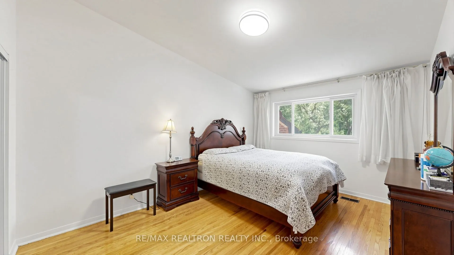 10 Esterbrooke Avenue #59