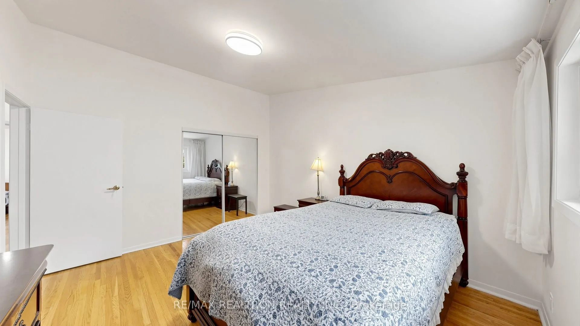 10 Esterbrooke Avenue #59