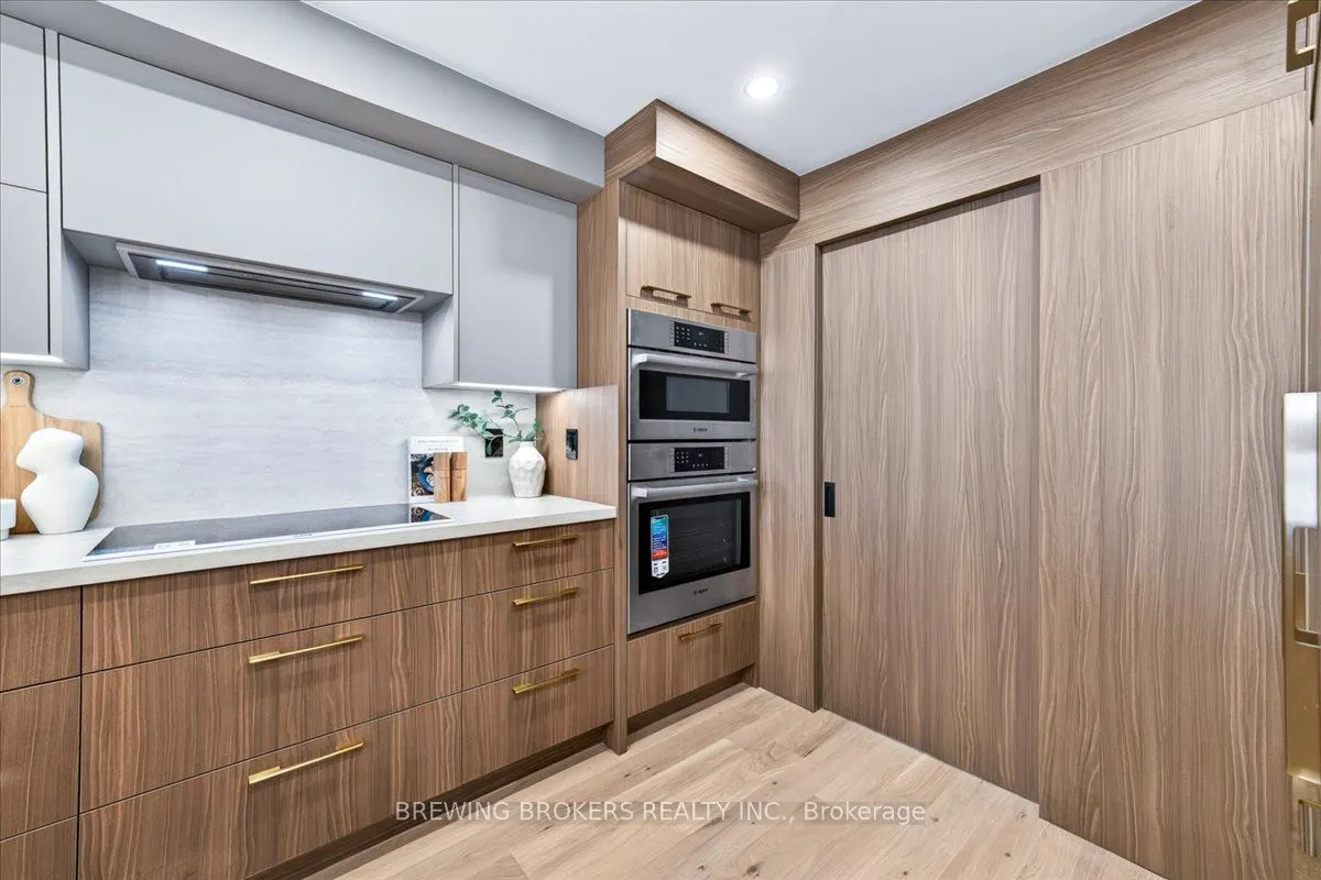 3600 Yonge Street #737