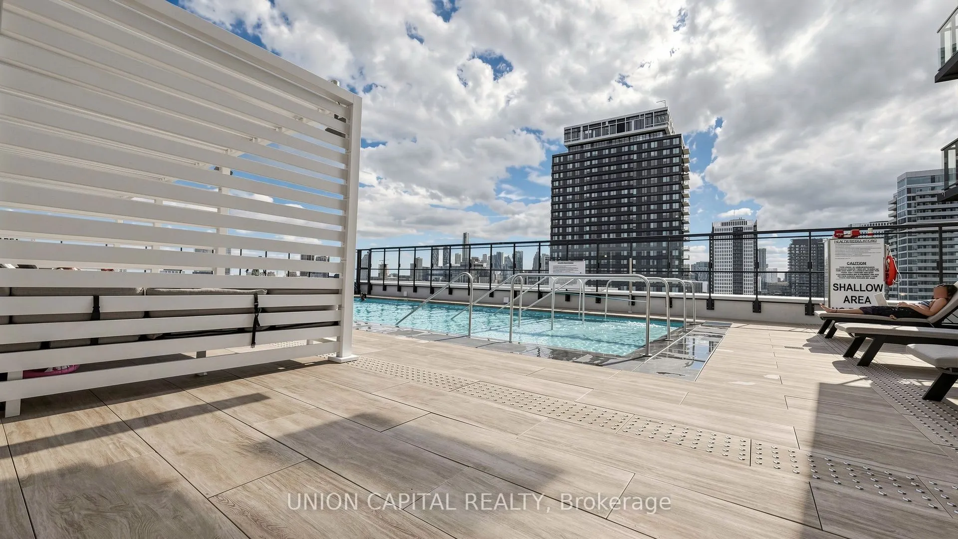 5 Defries Street #3013