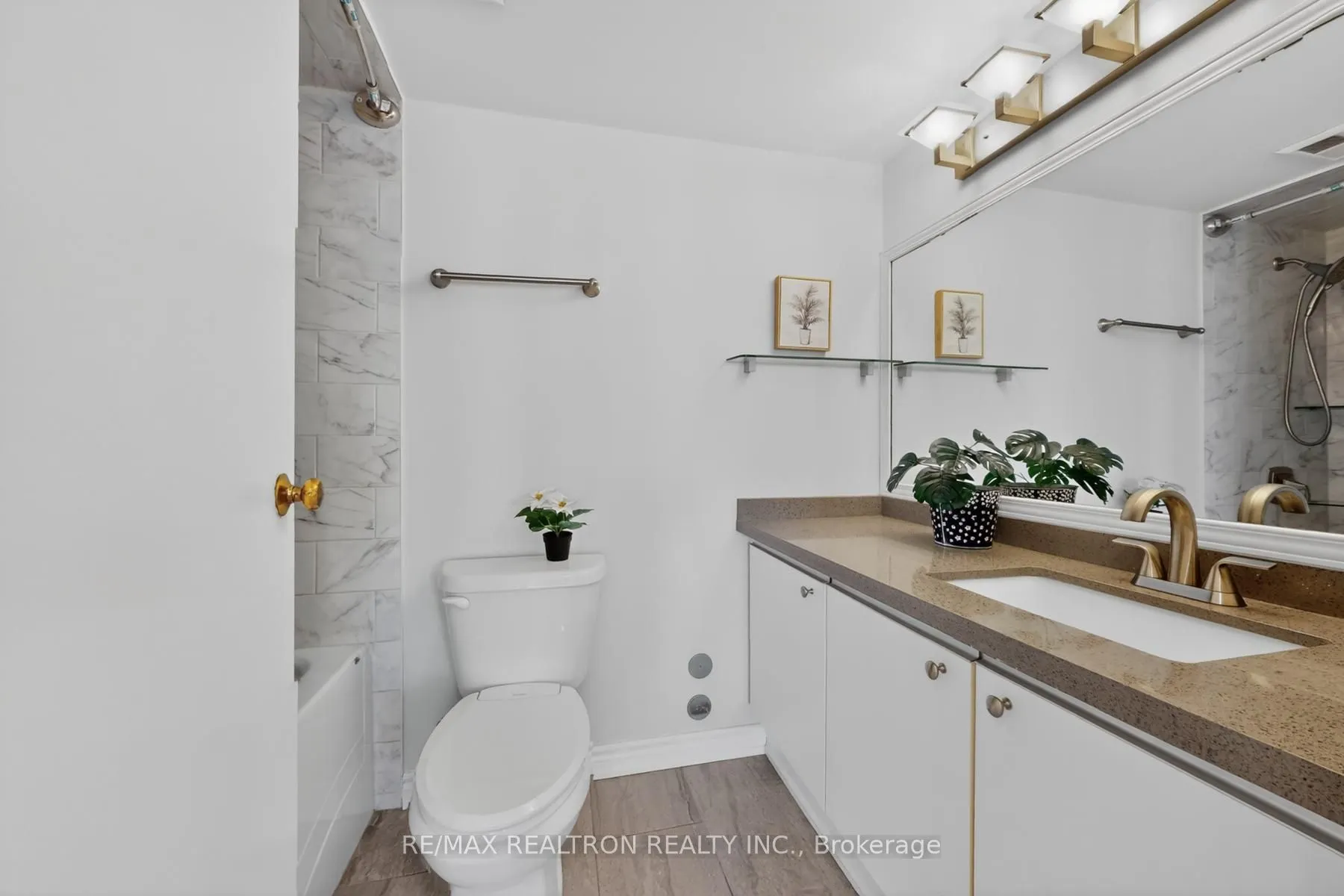 5765 Yonge Street #410