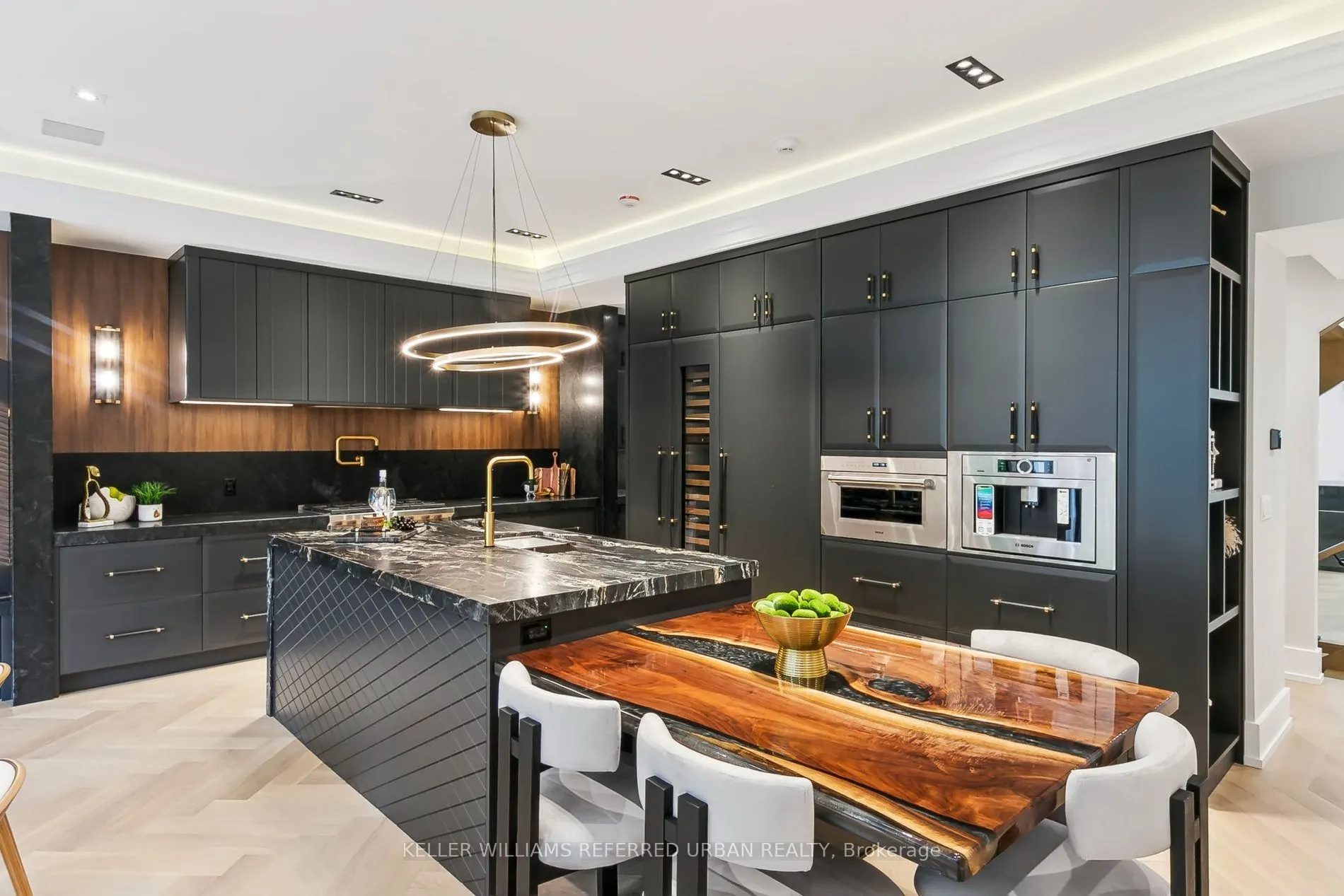 12 Otter Crescent
