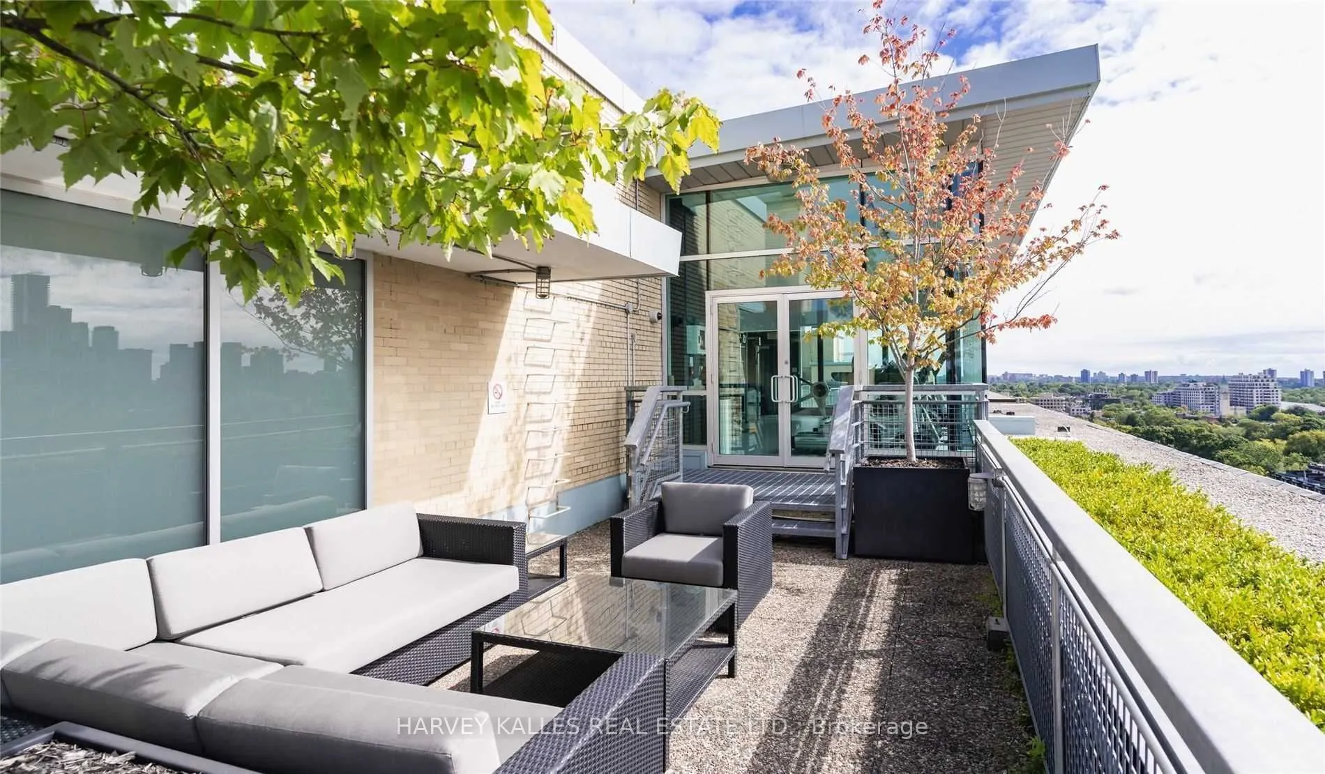 1 Benvenuto Place #320