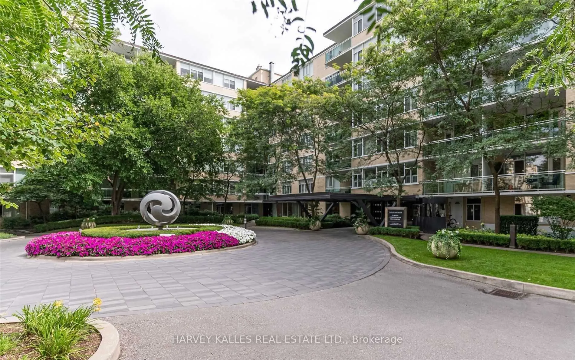 1 Benvenuto Place #320