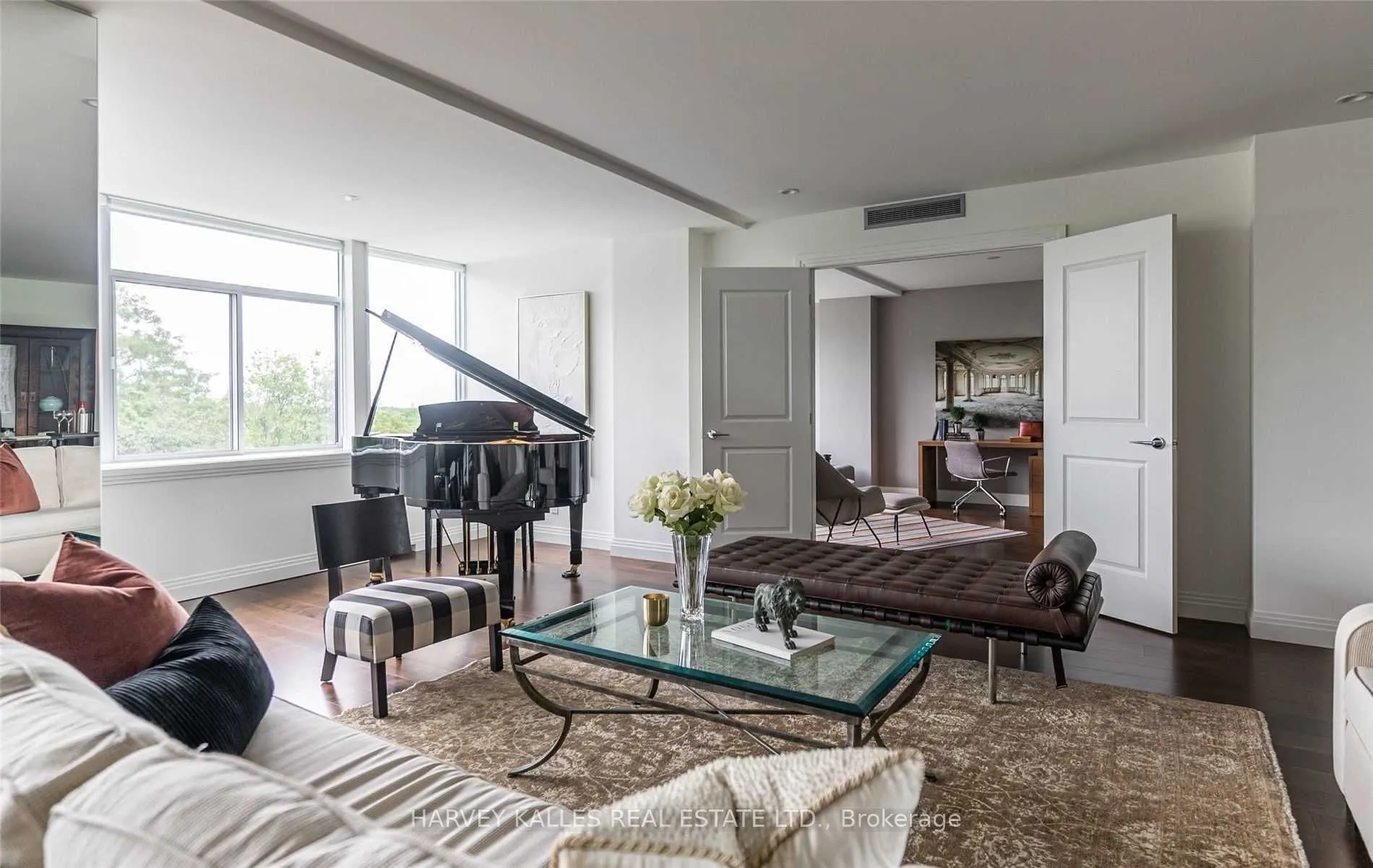 1 Benvenuto Place #320