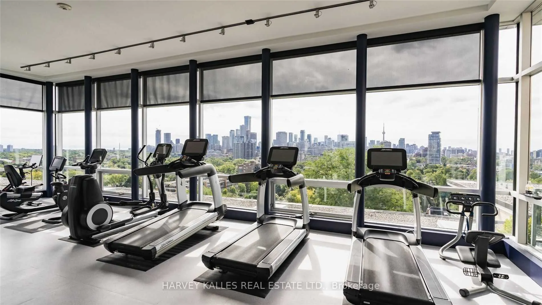 1 Benvenuto Place #320