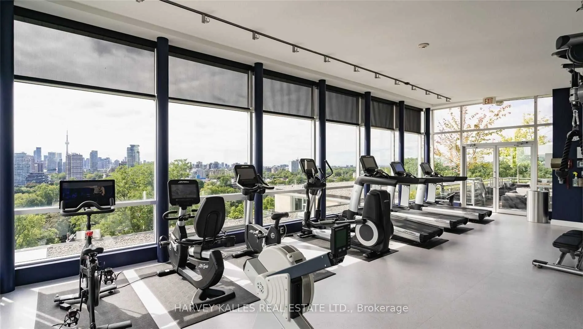1 Benvenuto Place #320