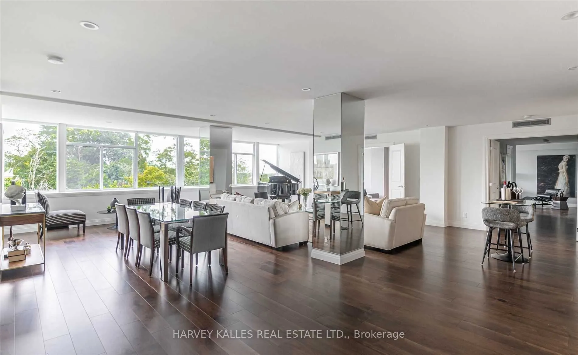 1 Benvenuto Place #320
