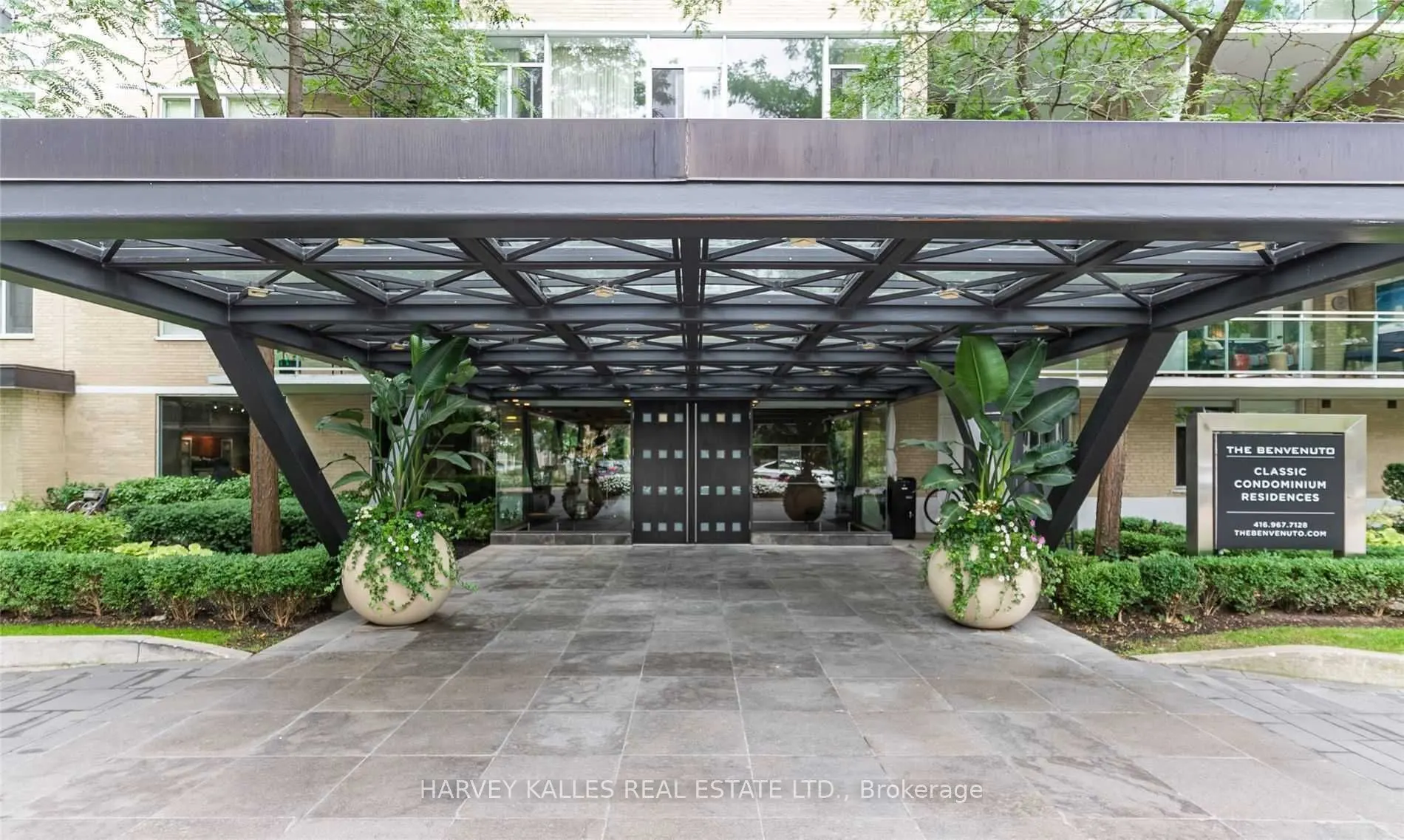 1 Benvenuto Place #320