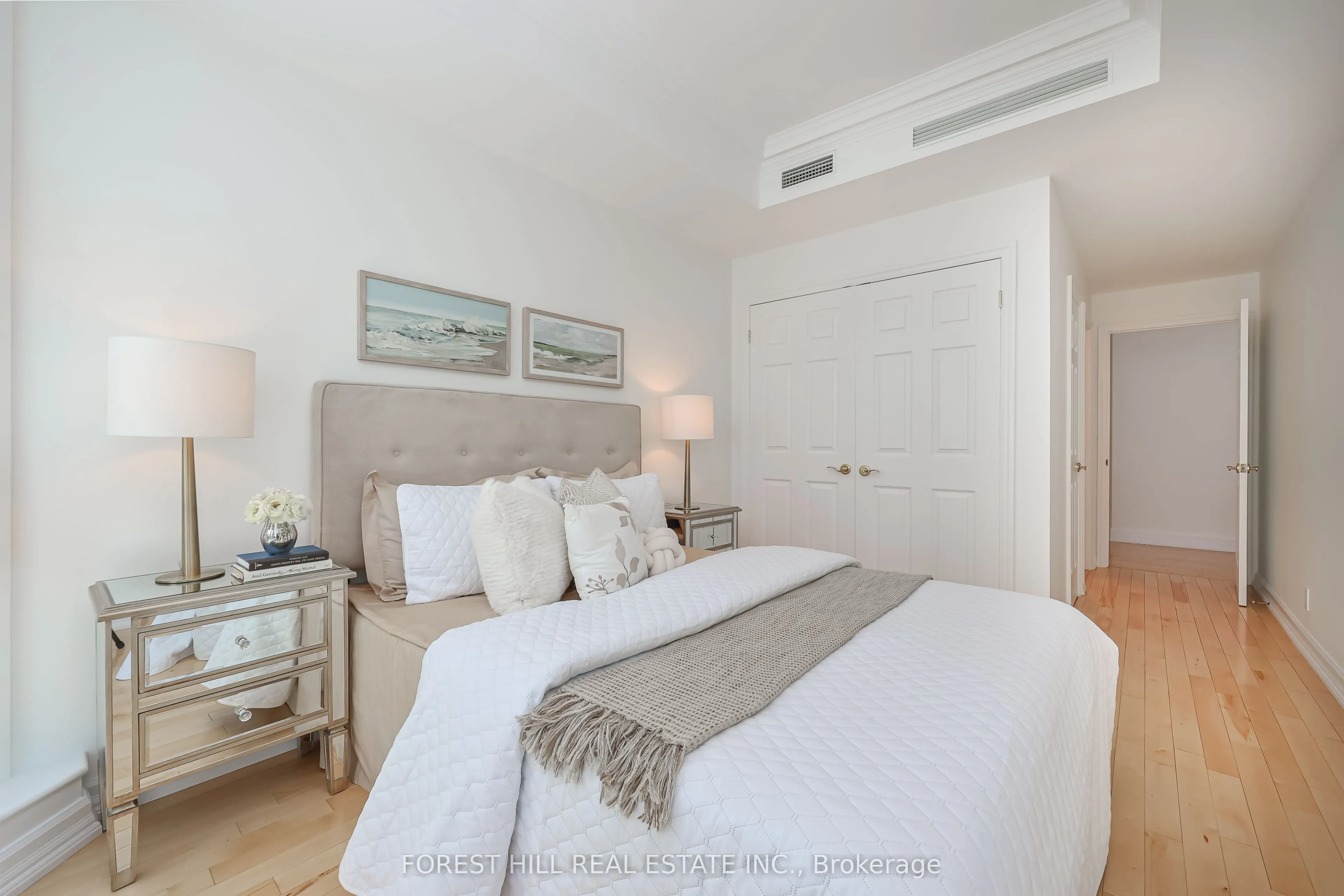 38 Avenue Road #305