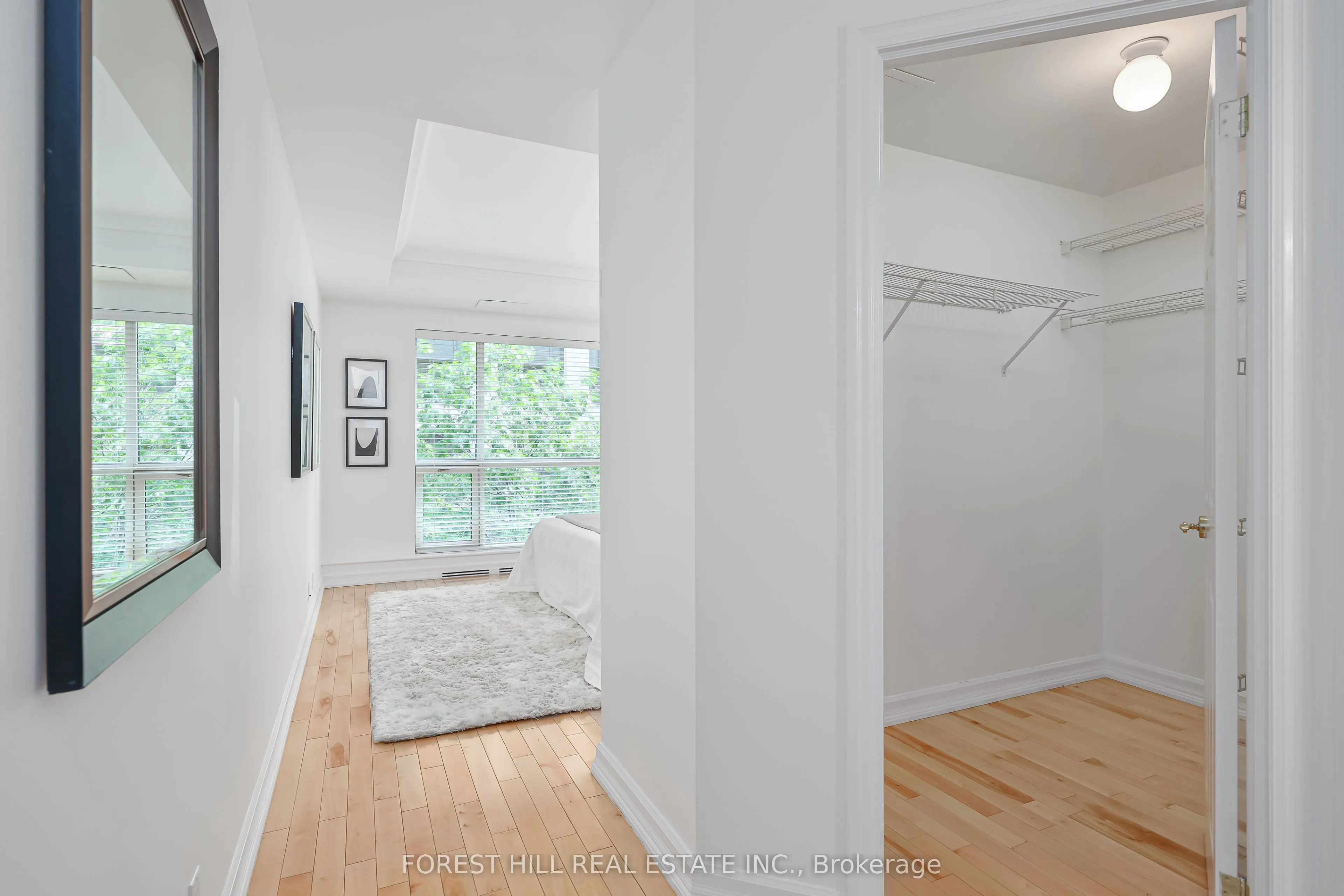 38 Avenue Road #305