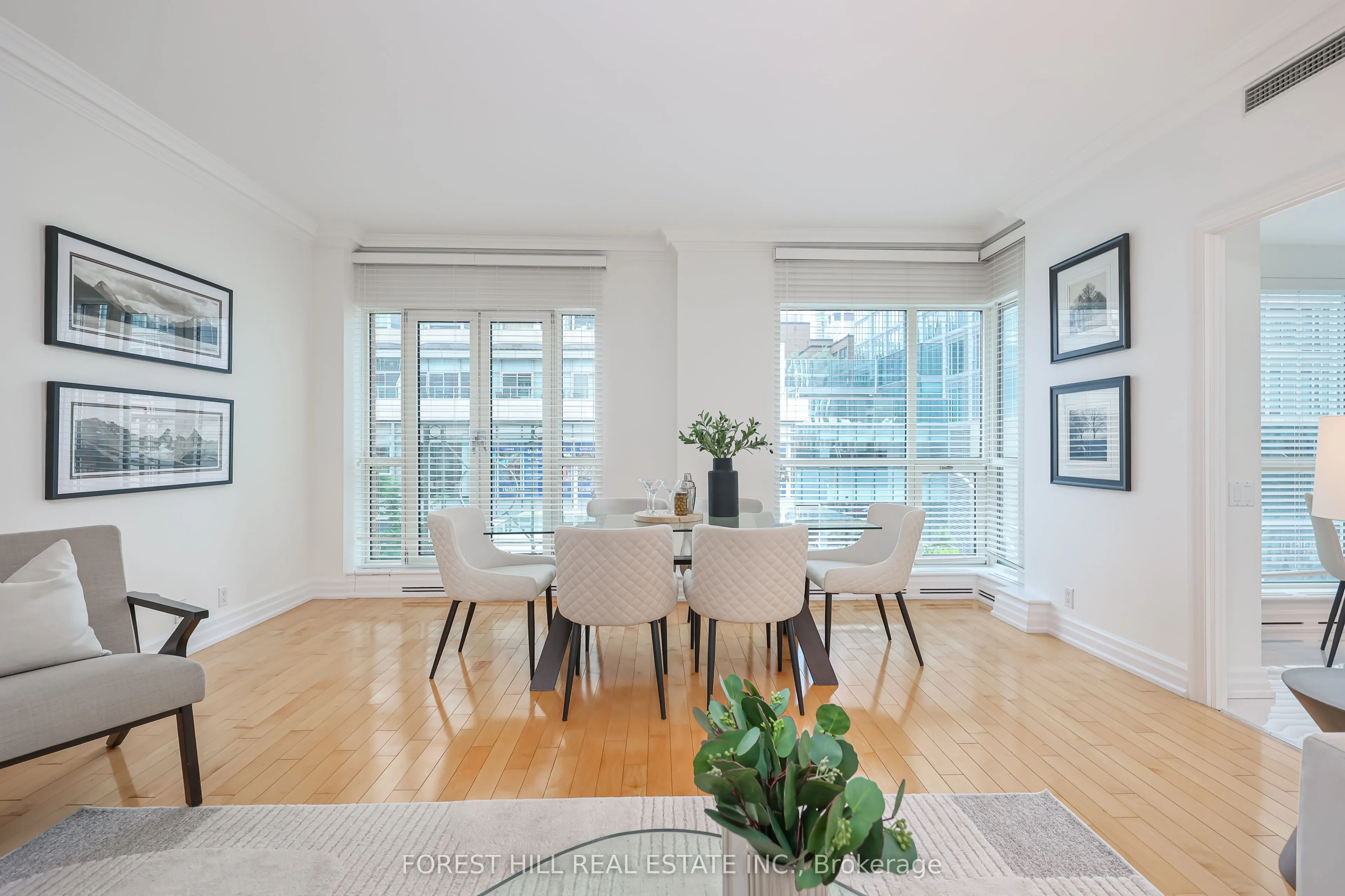 38 Avenue Road #305