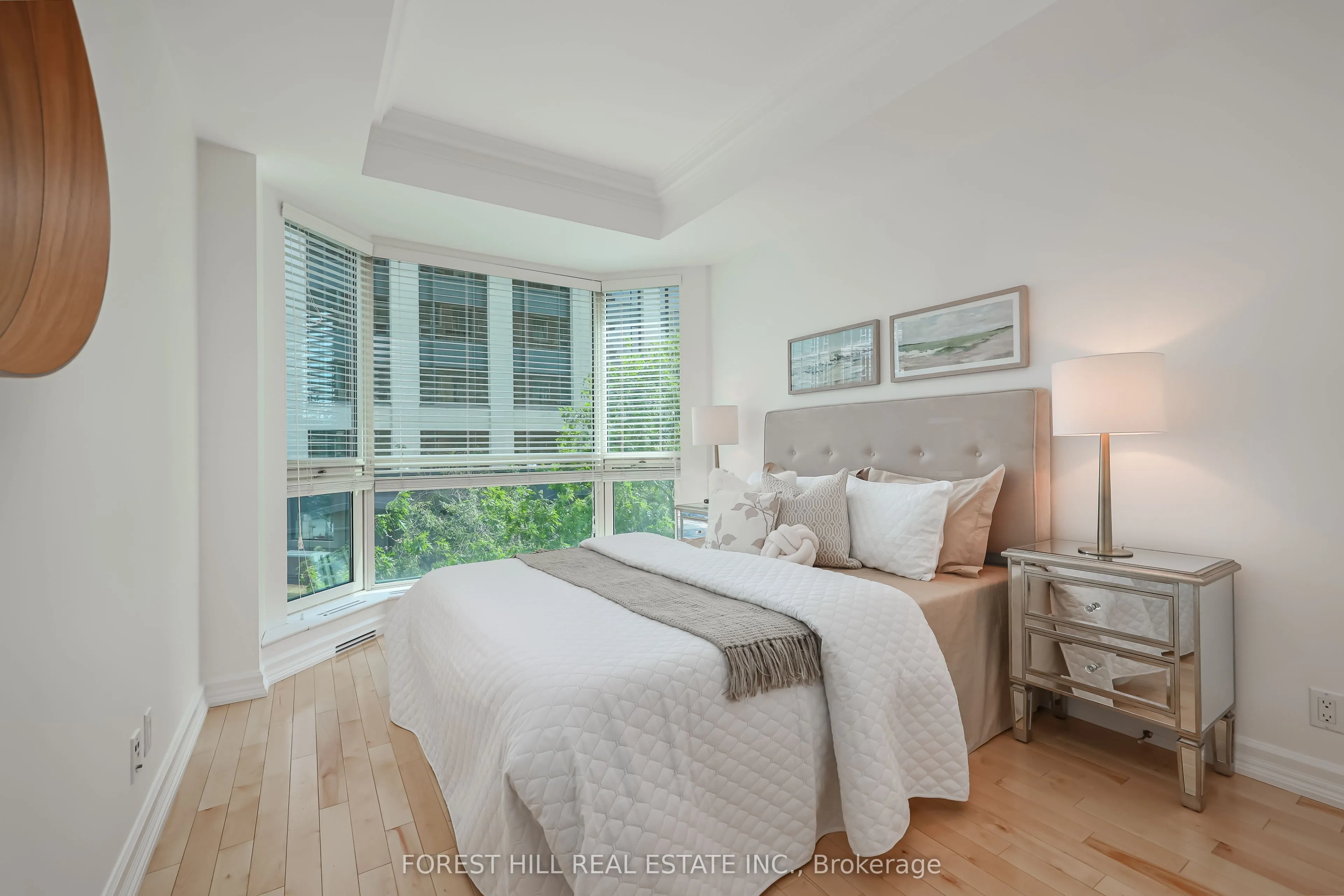 38 Avenue Road #305