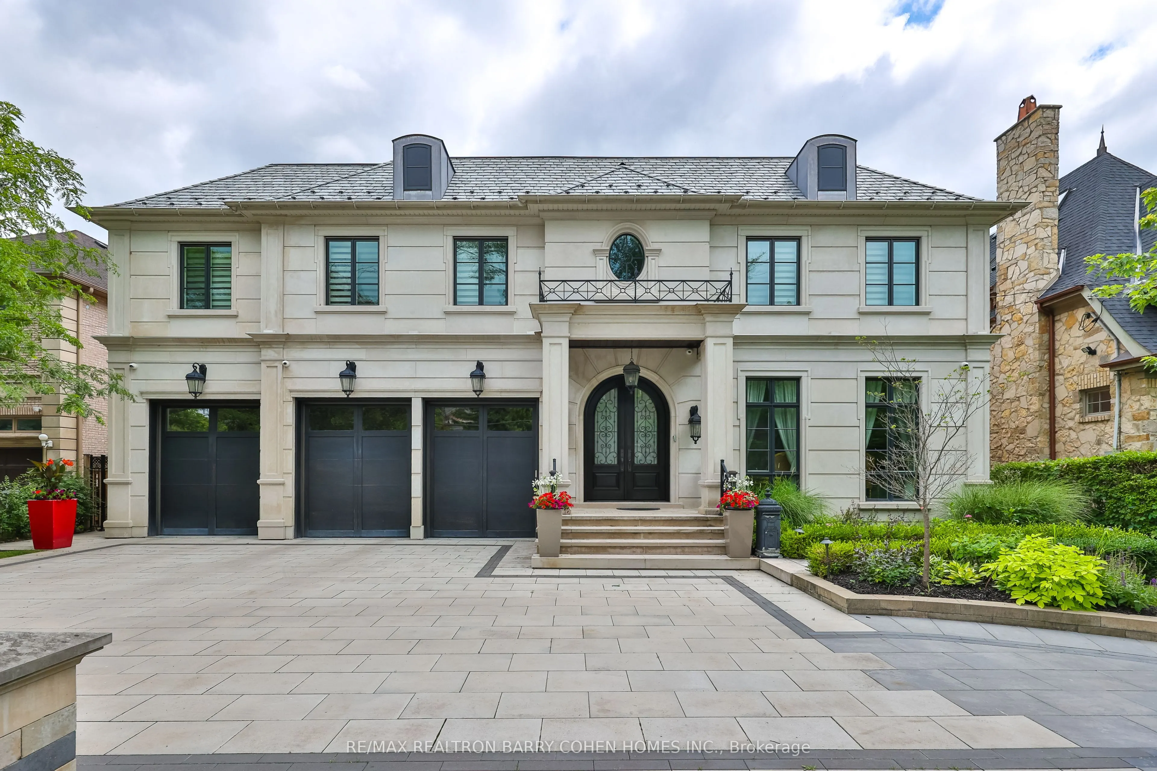 39 Arjay Crescent