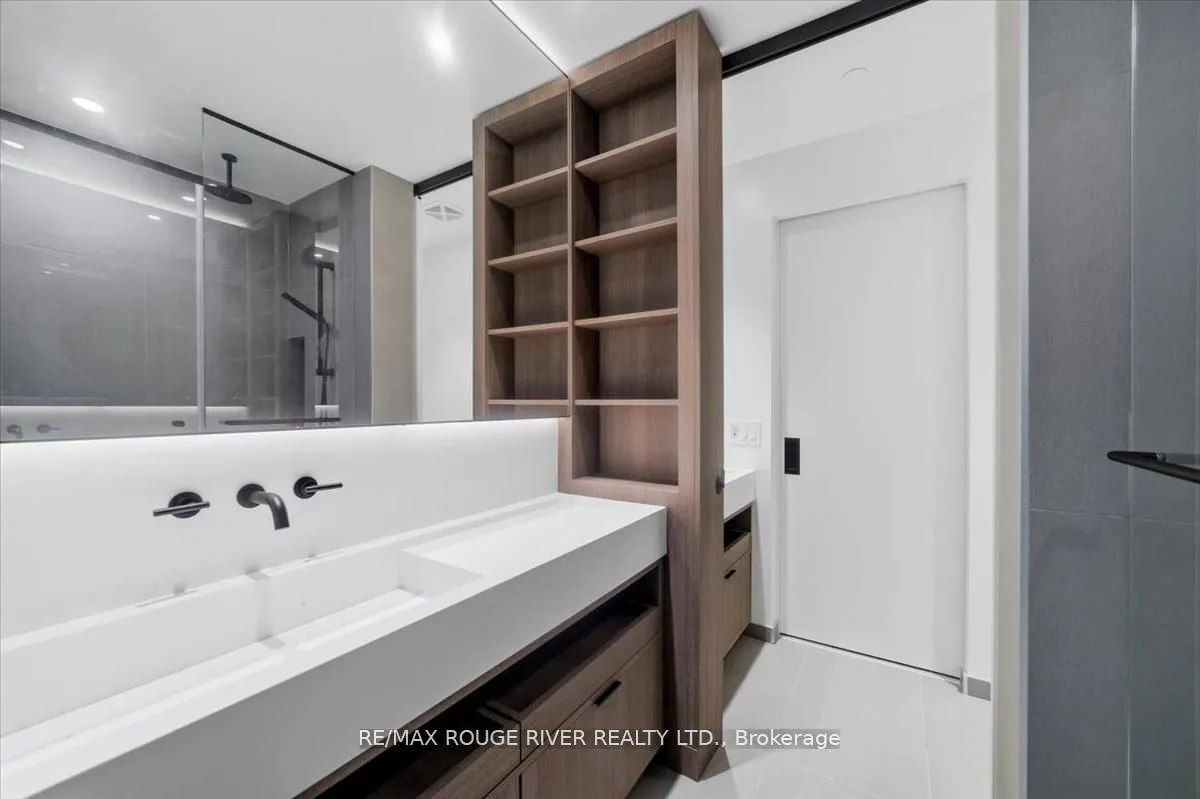 55 Charles Street E #3808