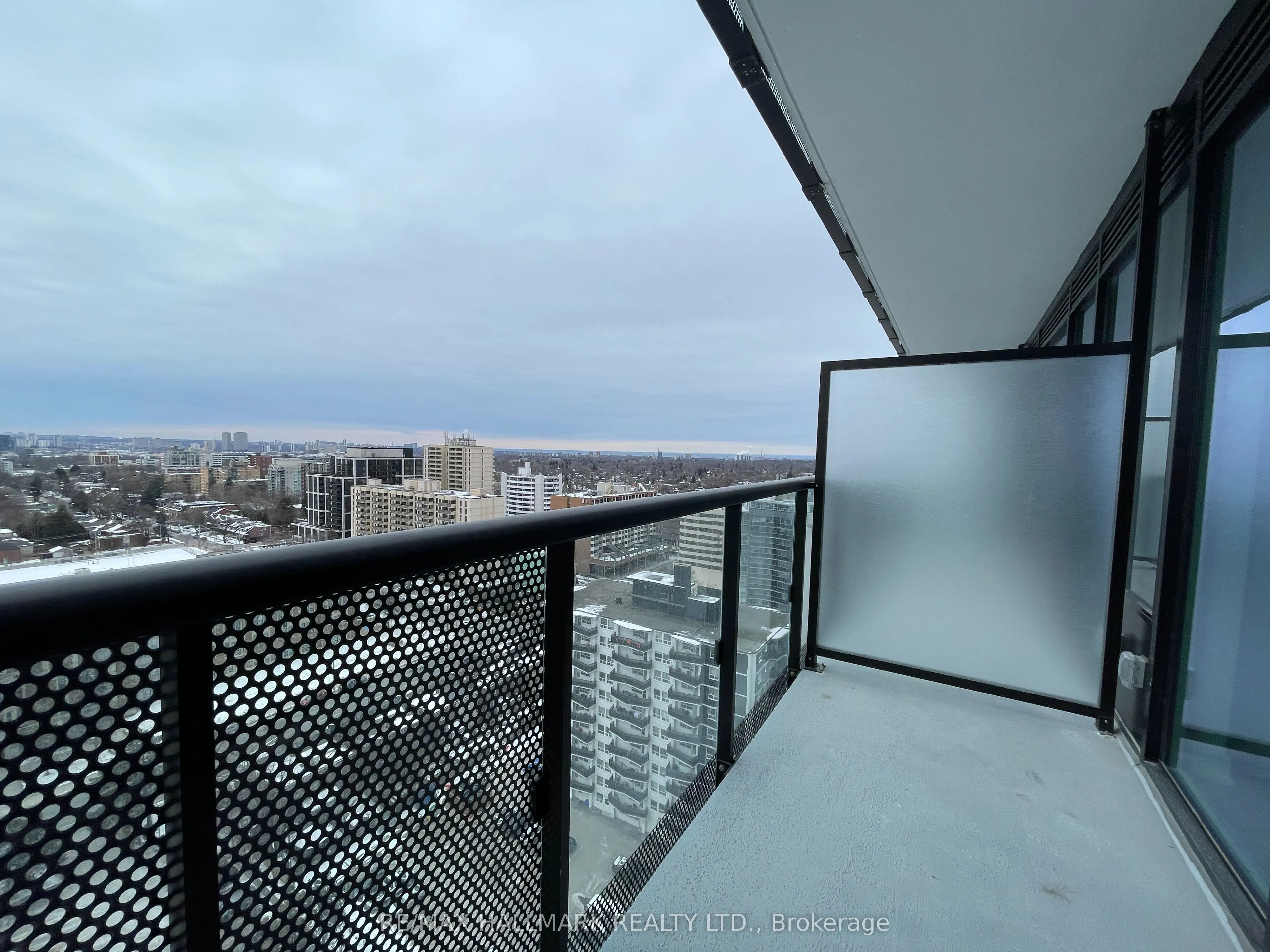 127 Broadway Avenue #1810