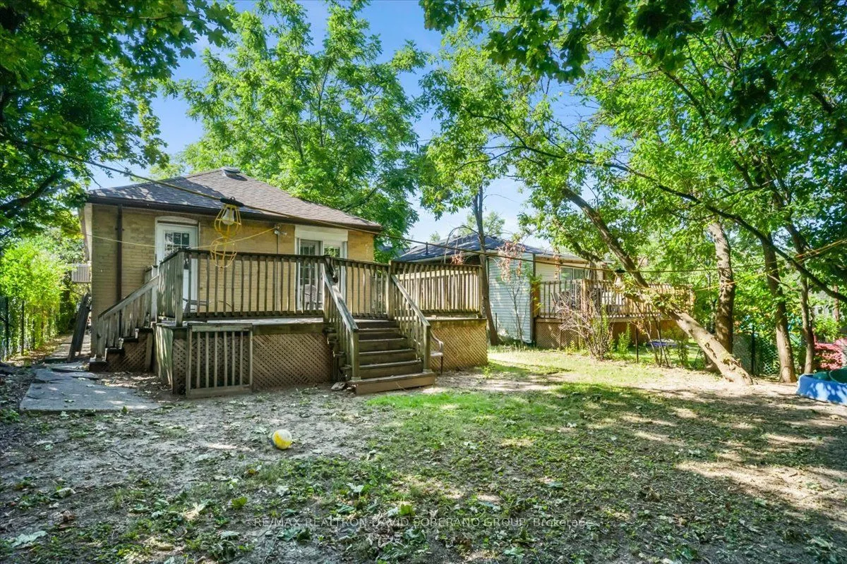 122 Mcgillivray Avenue
