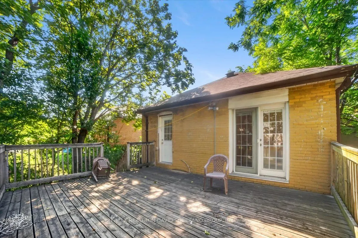 122 Mcgillivray Avenue