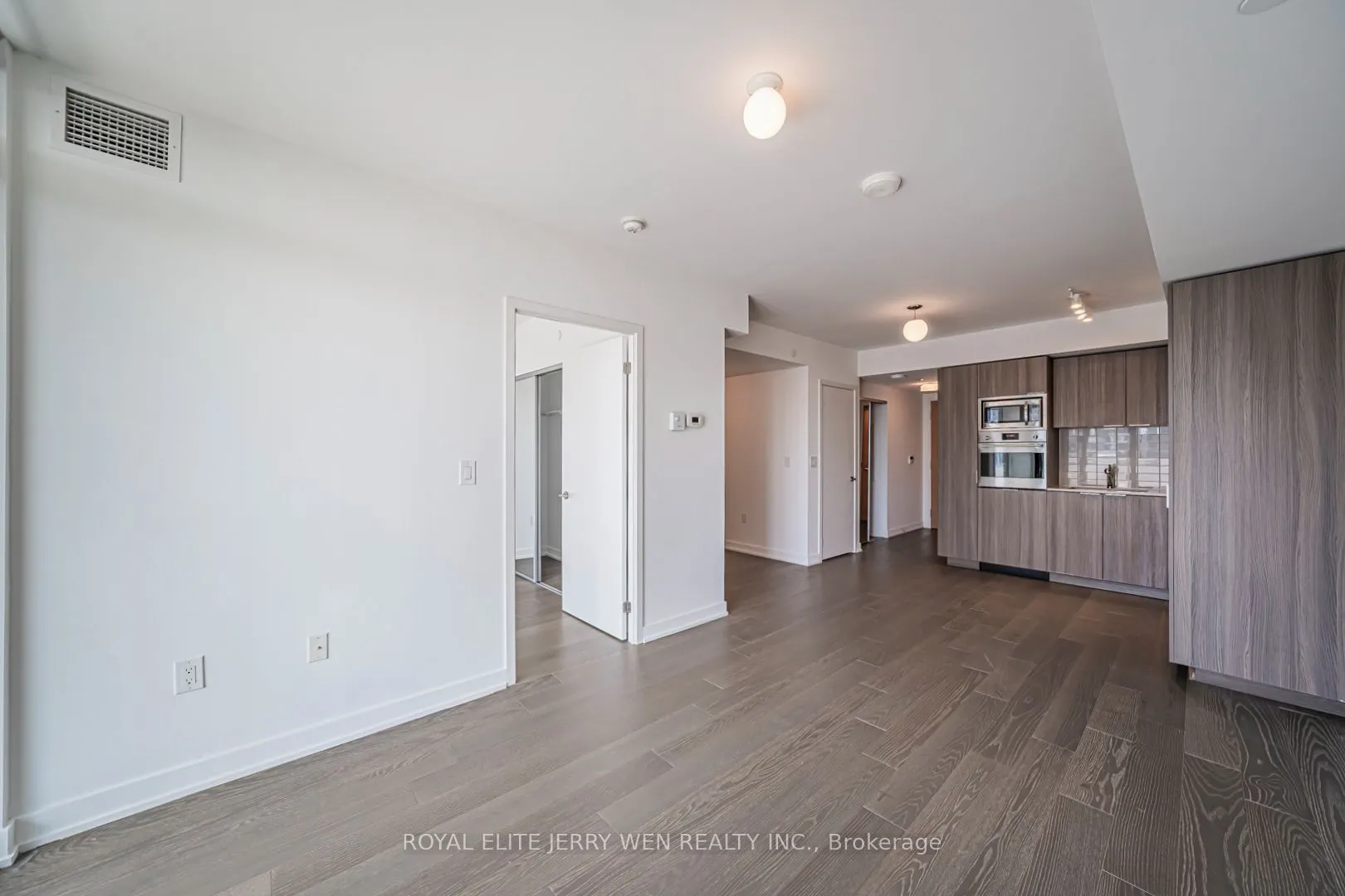 11 Wellesley Street W #3104