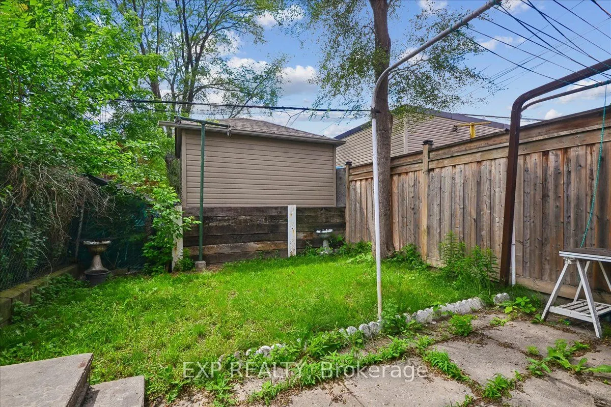 346 Westmount Avenue