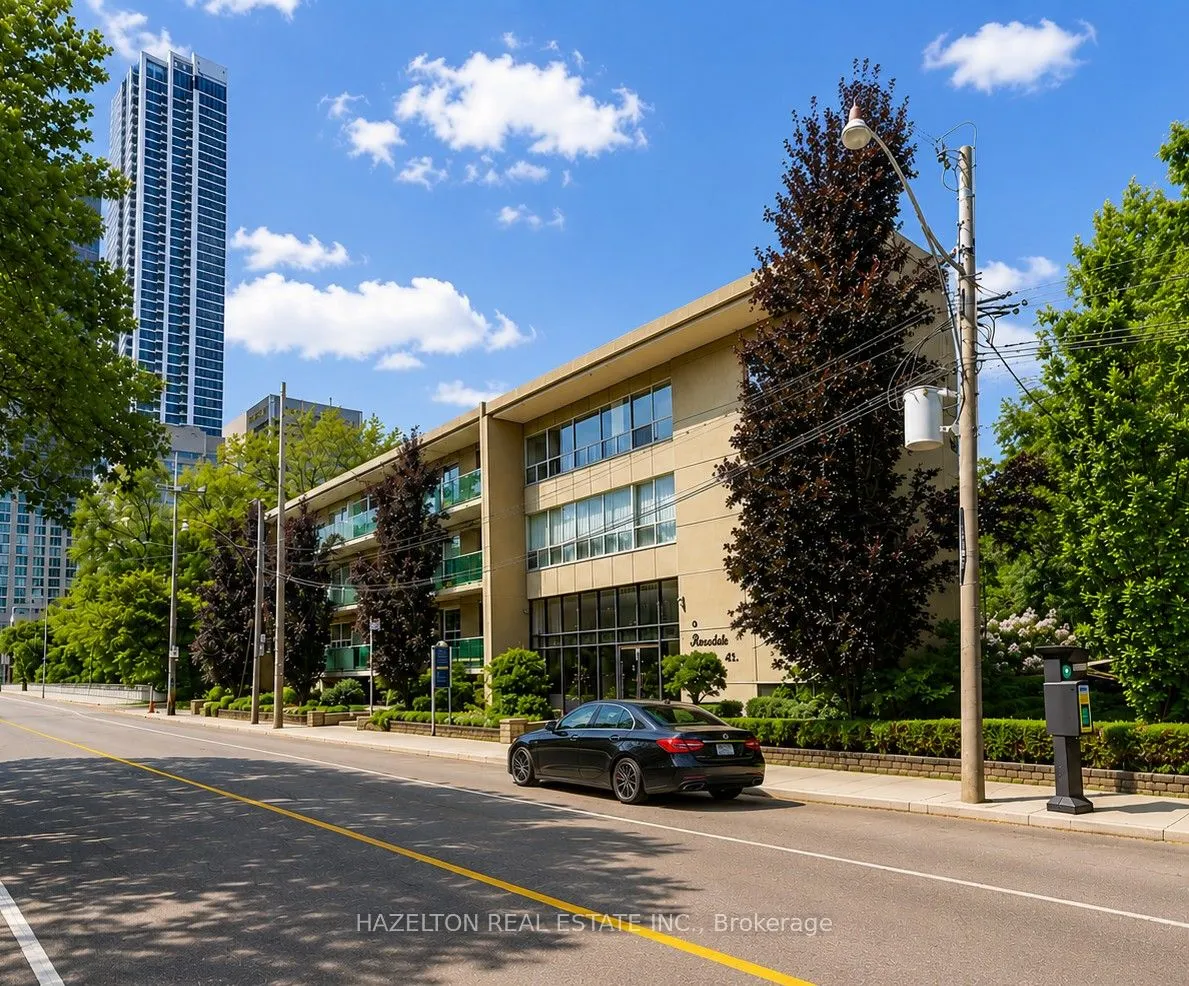 4 Sherbourne Street N #101