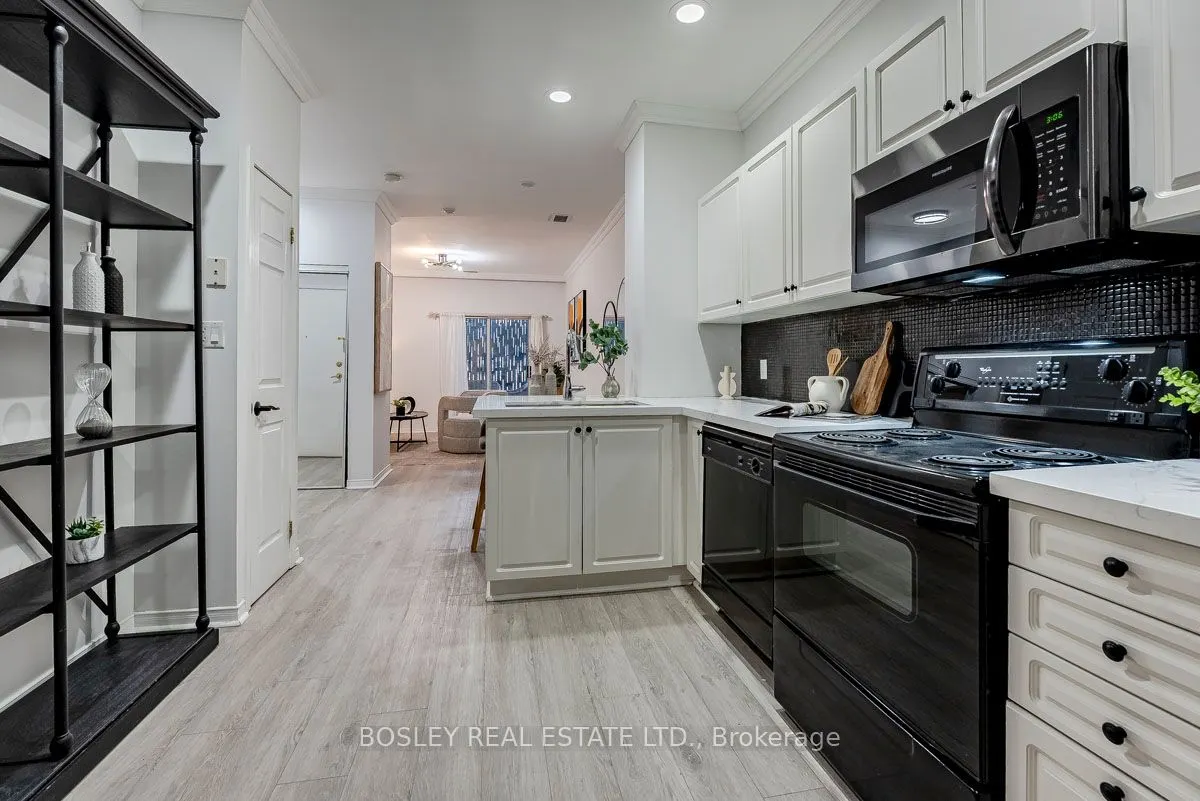600 Eglinton Avenue E #110
