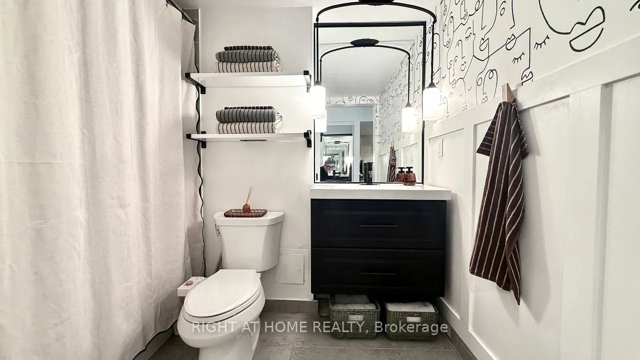 209 Fort York Boulevard S #656