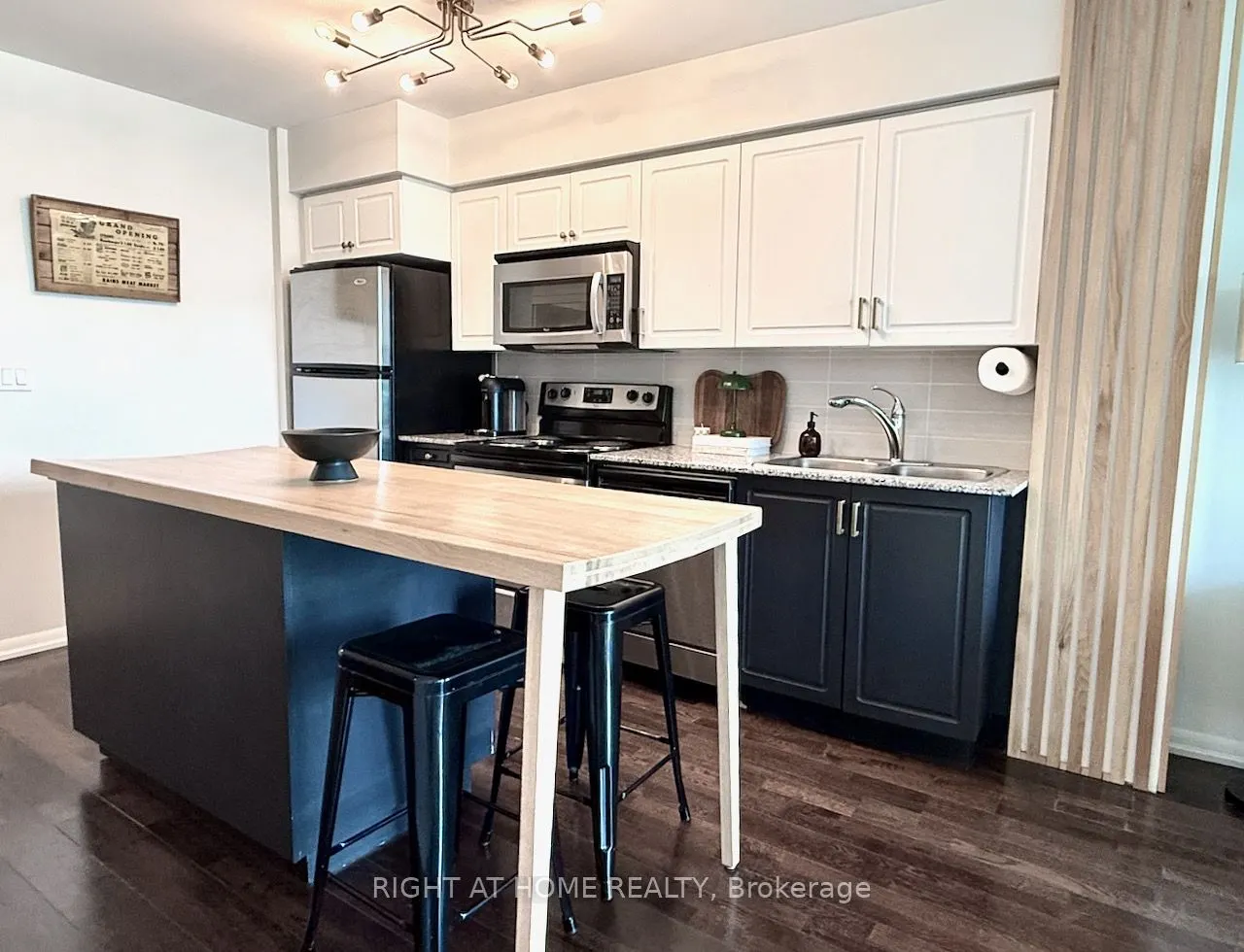 209 Fort York Boulevard S #656