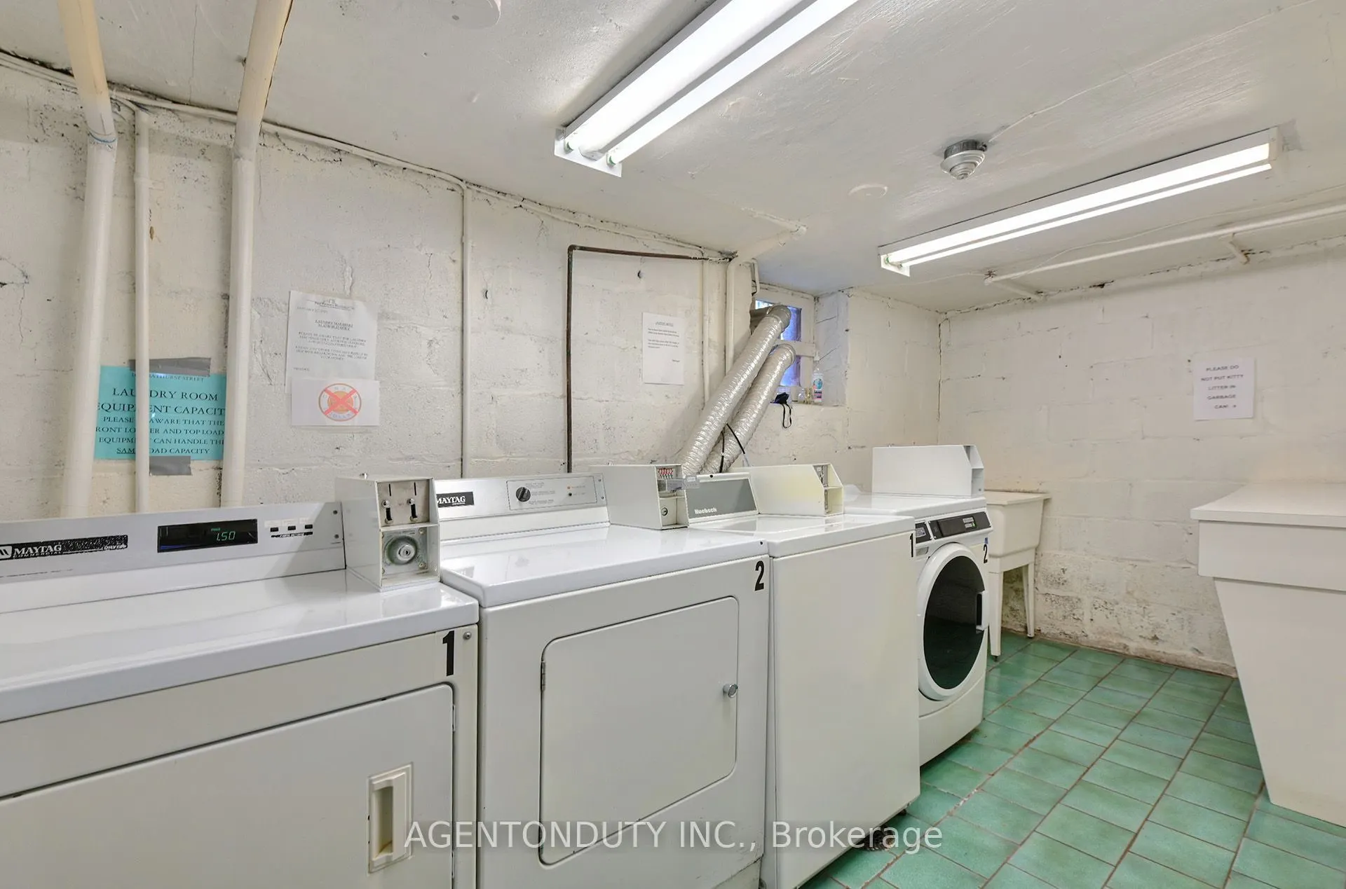 1646 Bathurst Street #17