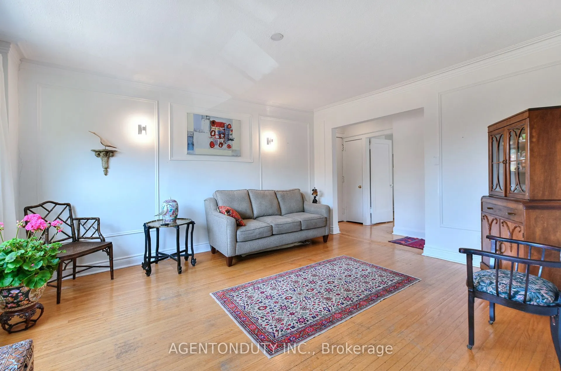 1646 Bathurst Street #17