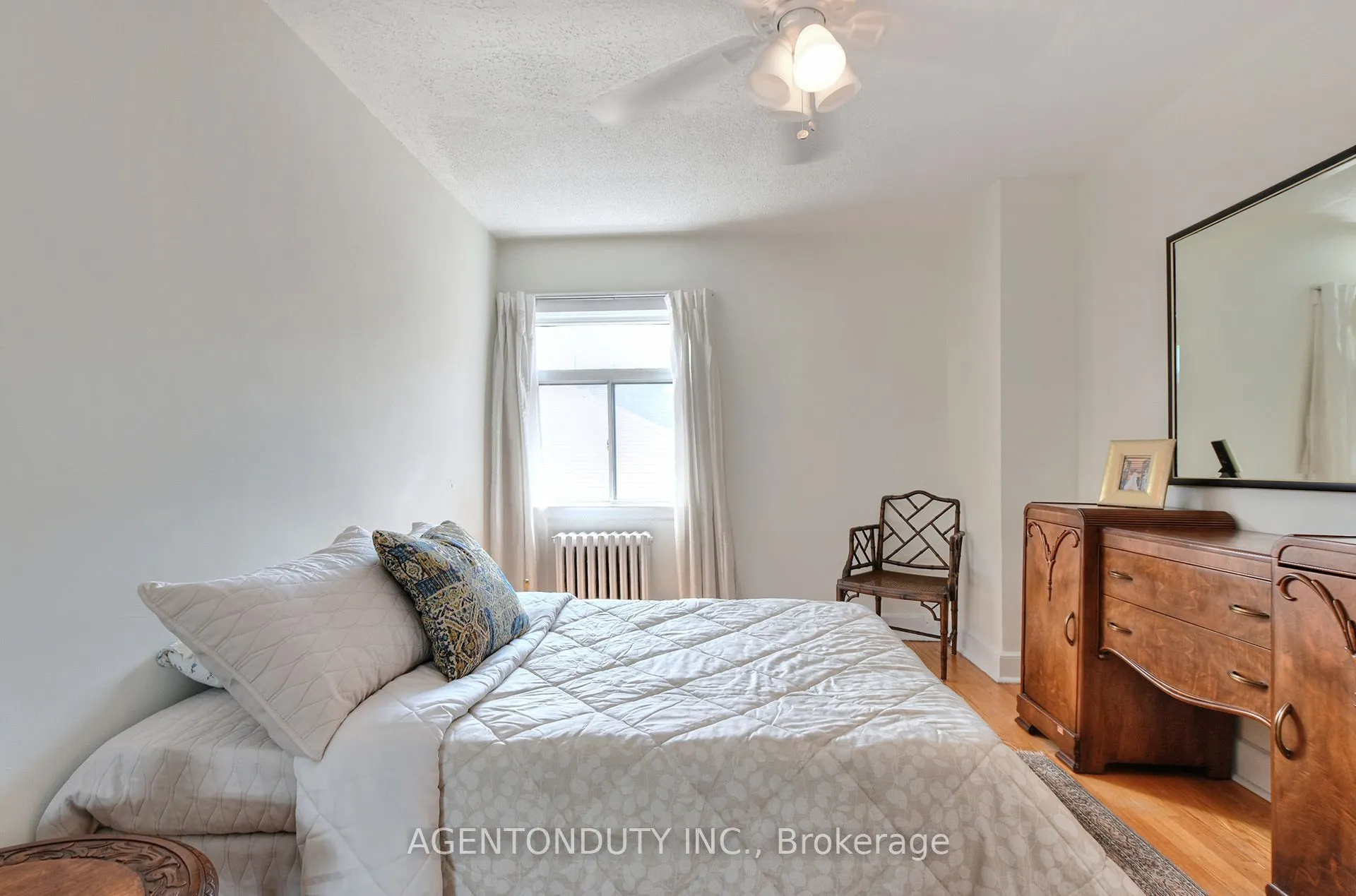 1646 Bathurst Street #17