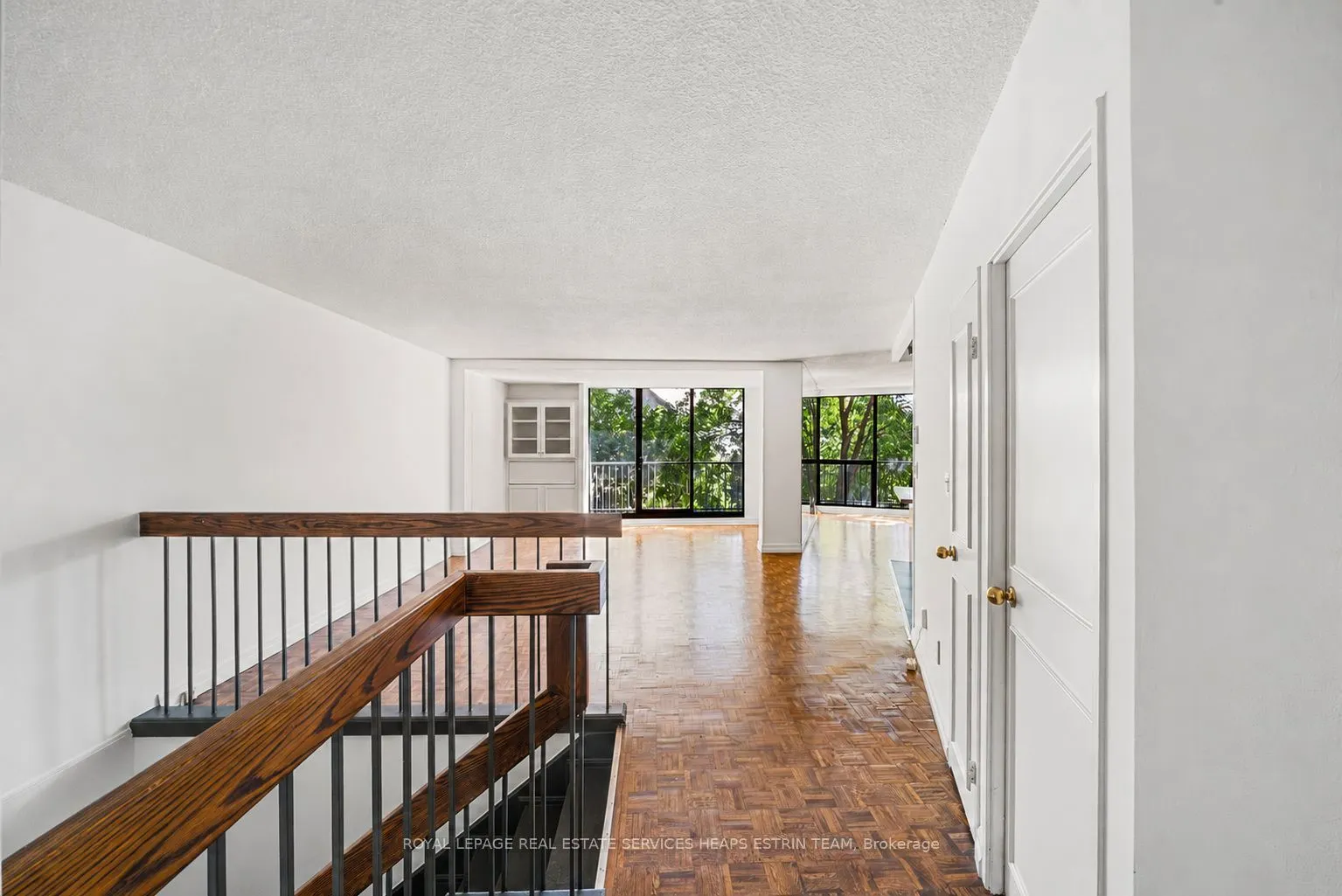 33 Harbour Square ##411