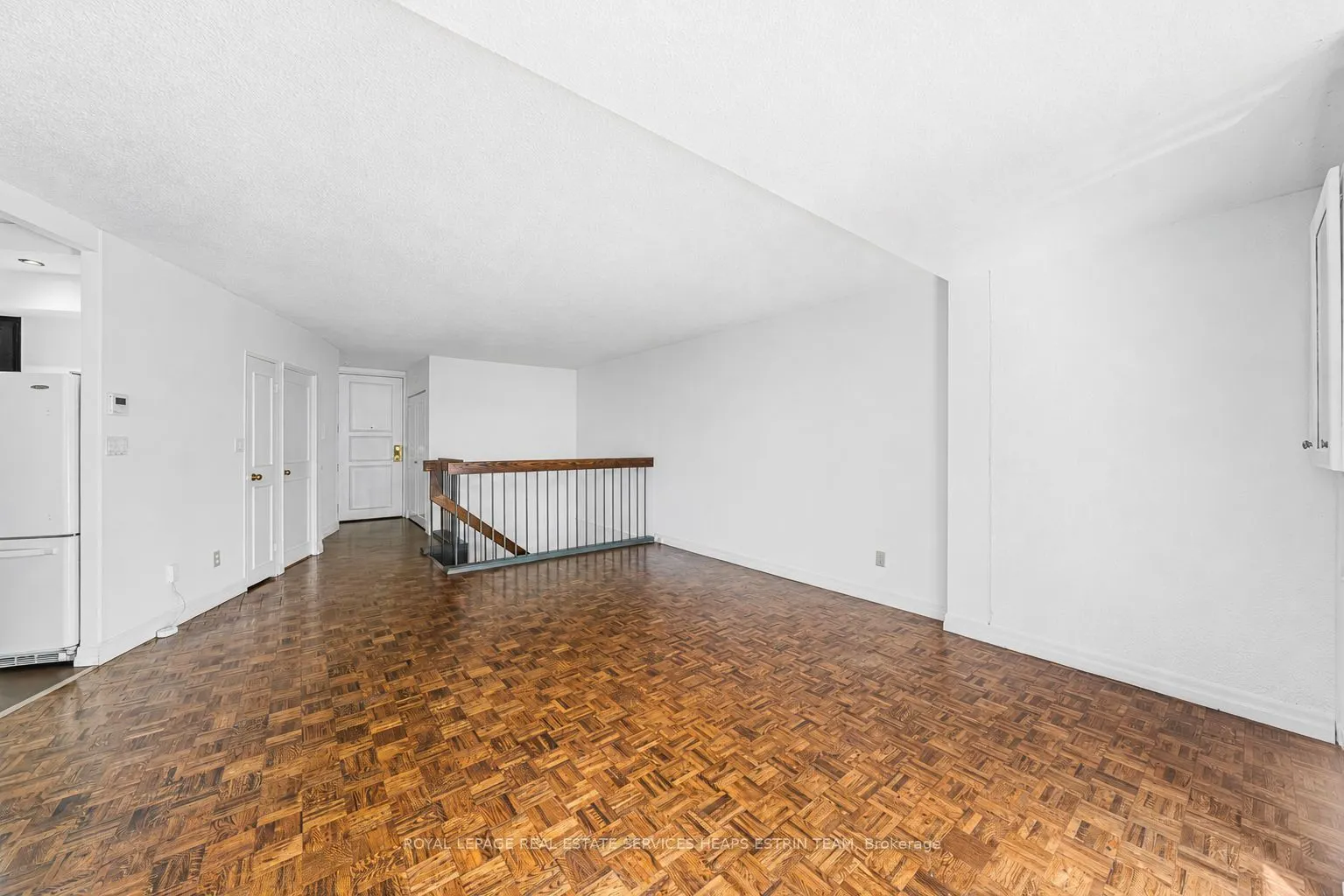 33 Harbour Square ##411