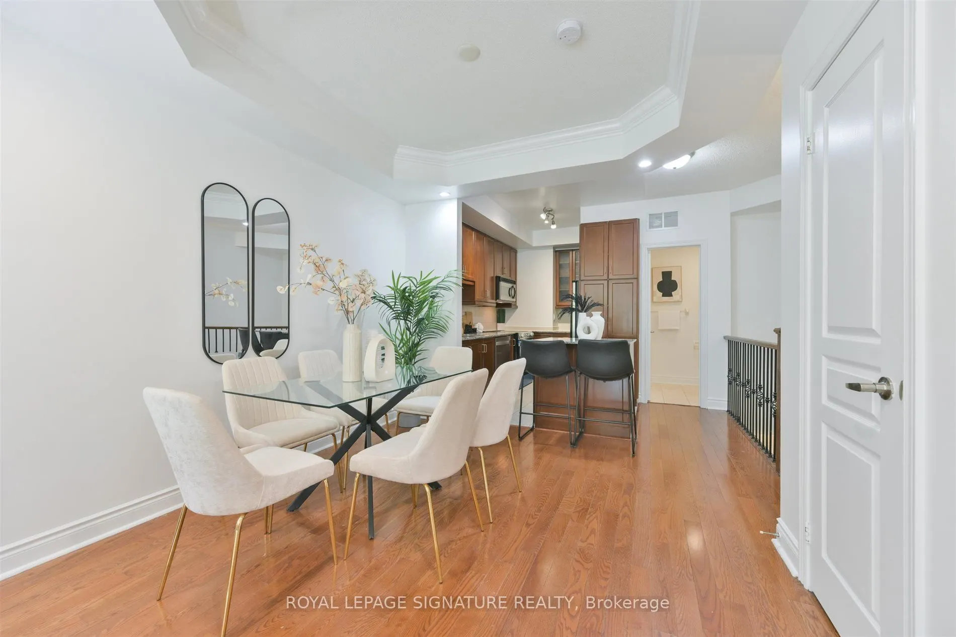 70 Byng Avenue #24