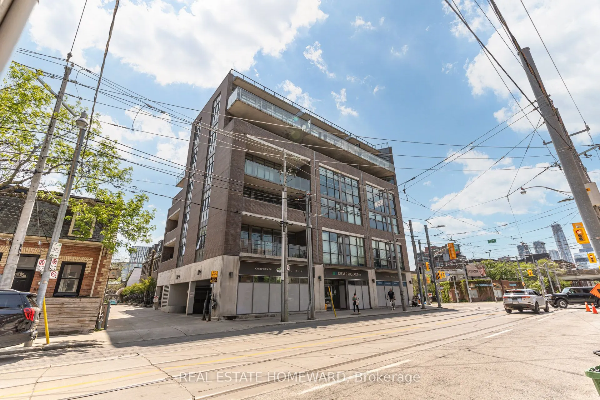 549 King Street E #310