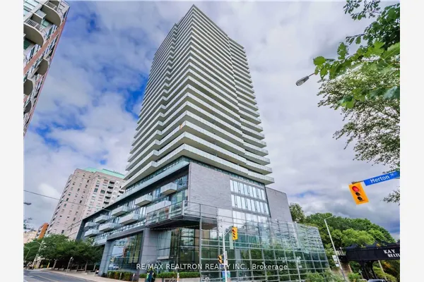1815 Yonge Street