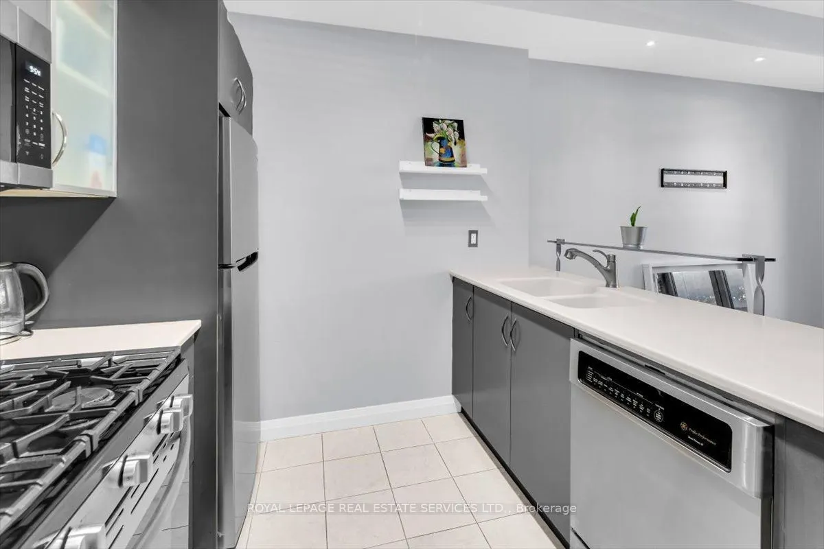 3 Mcalpine Street #108