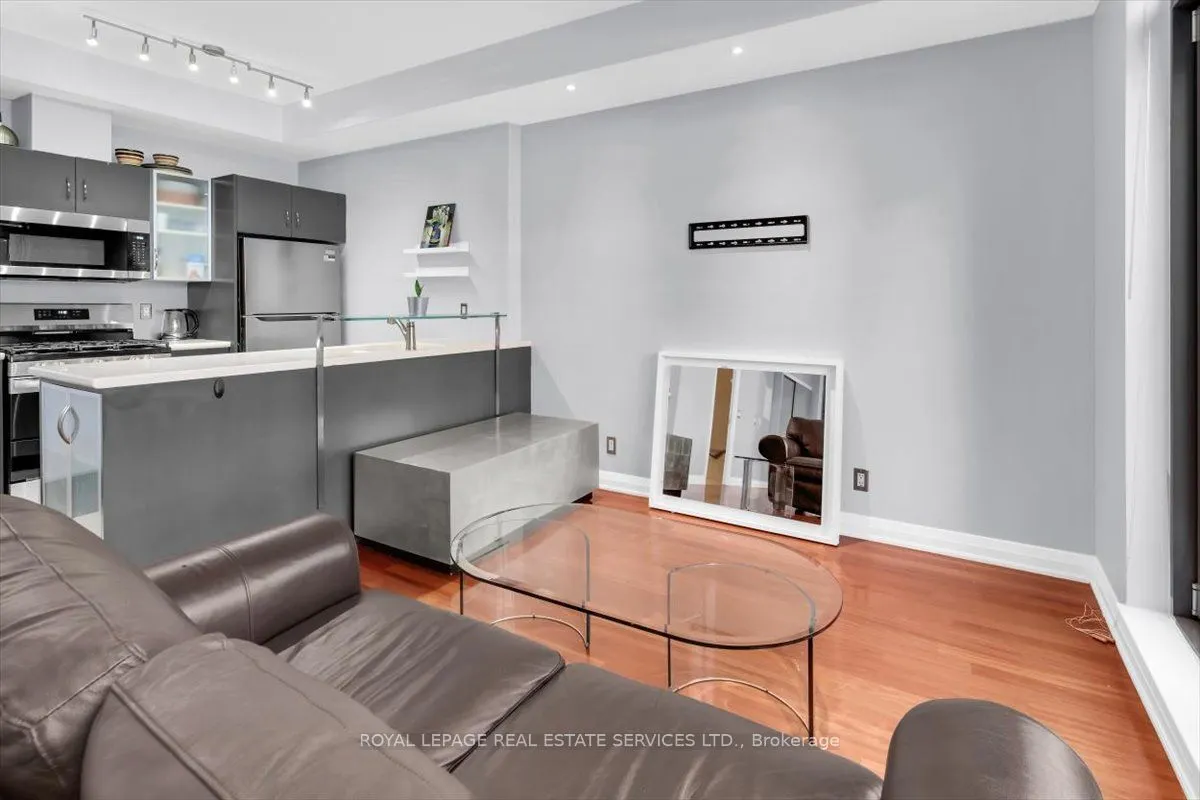3 Mcalpine Street #108