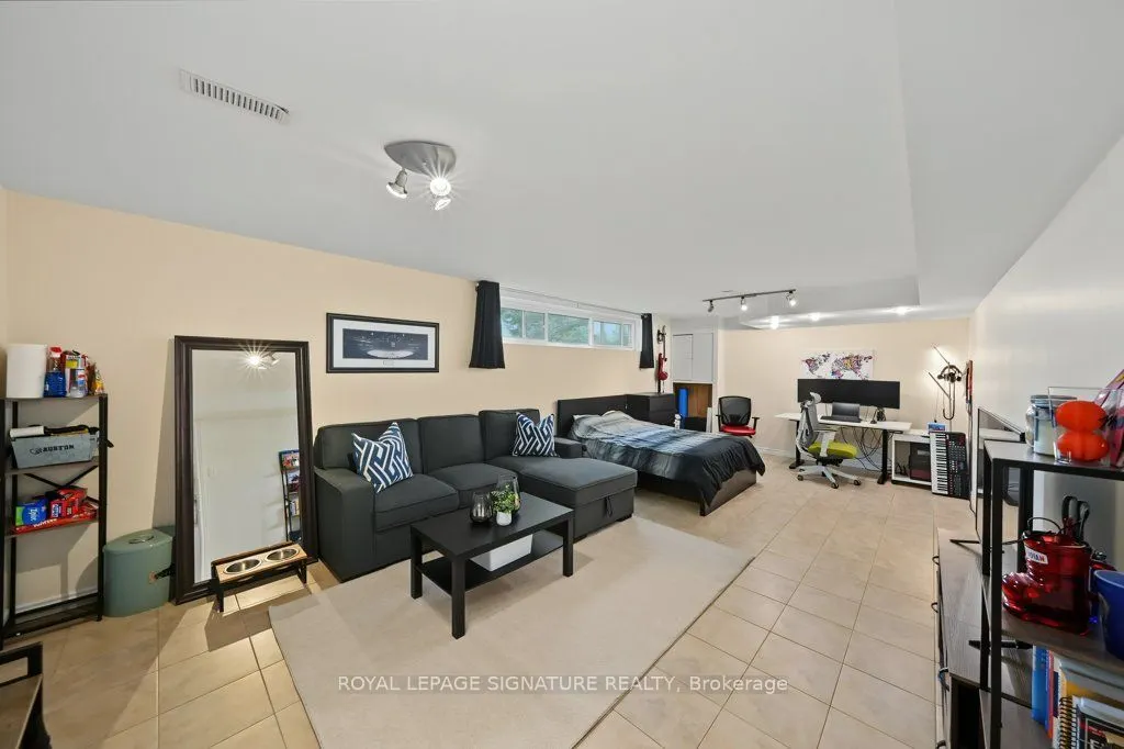 34 Clifton Avenue
