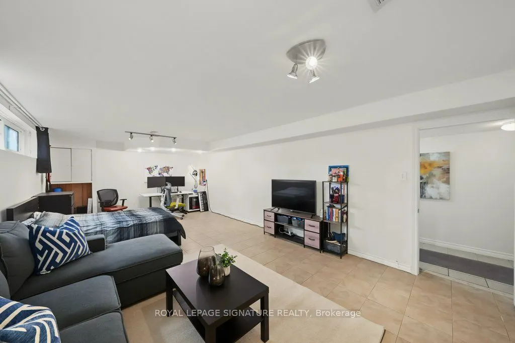 34 Clifton Avenue