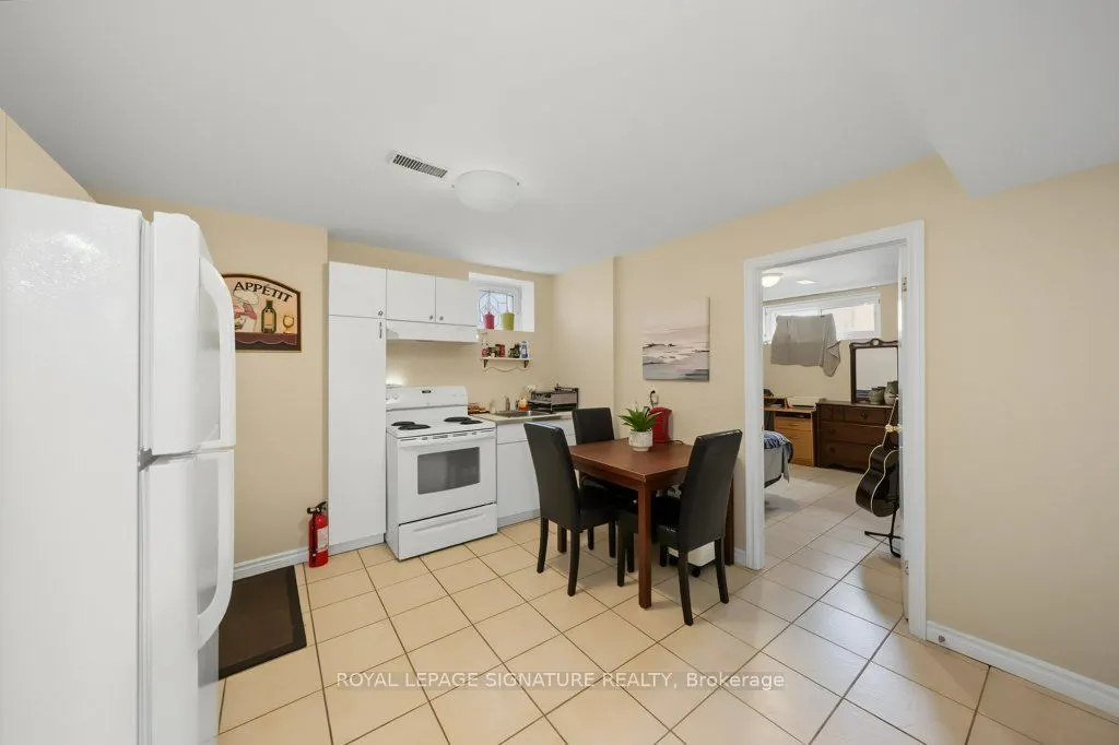 34 Clifton Avenue