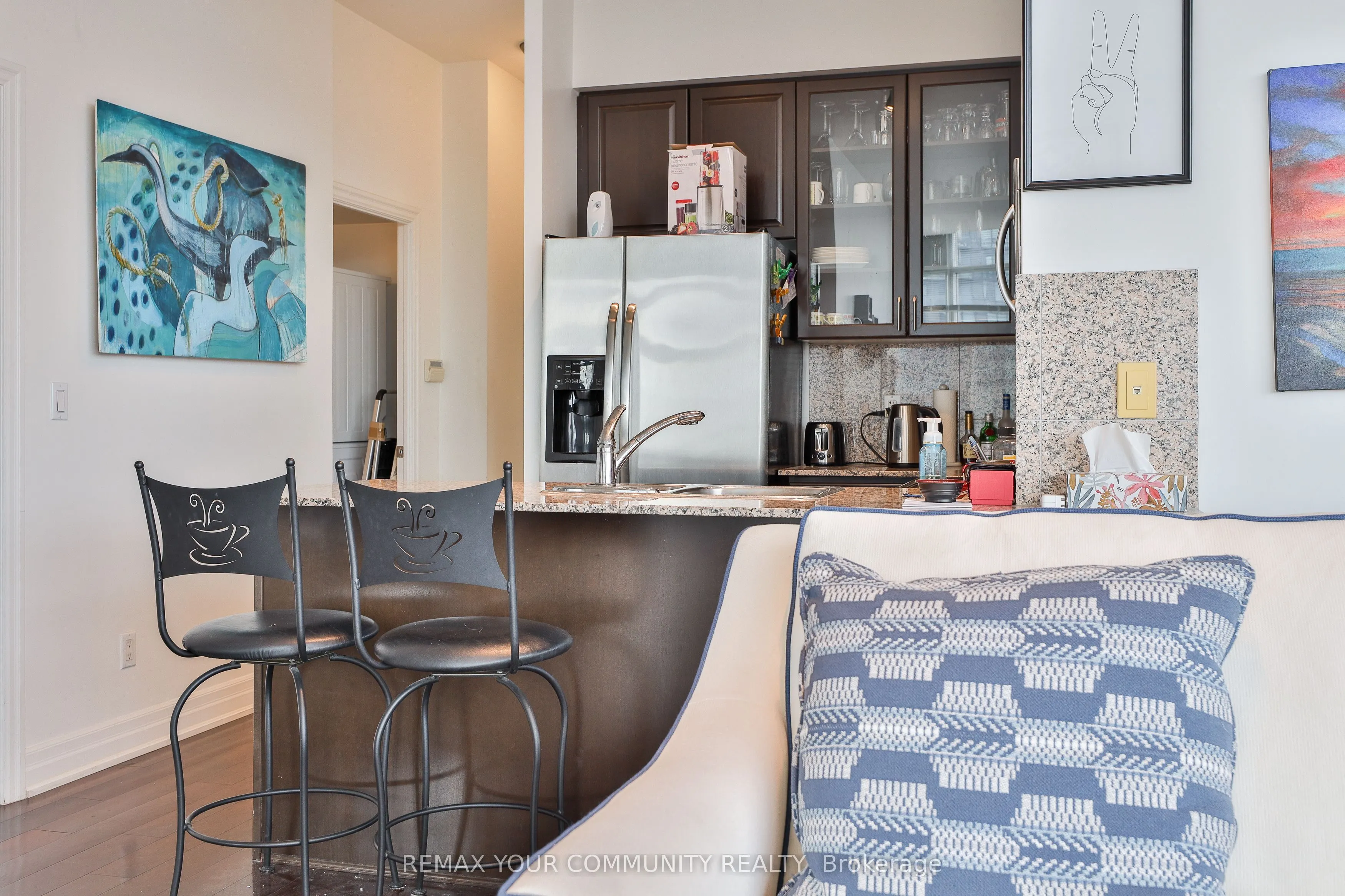 8 Scollard Street #Ph 201