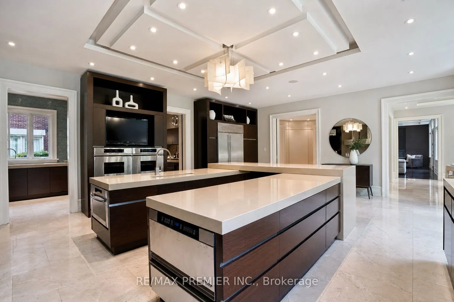6 The Bridle Path