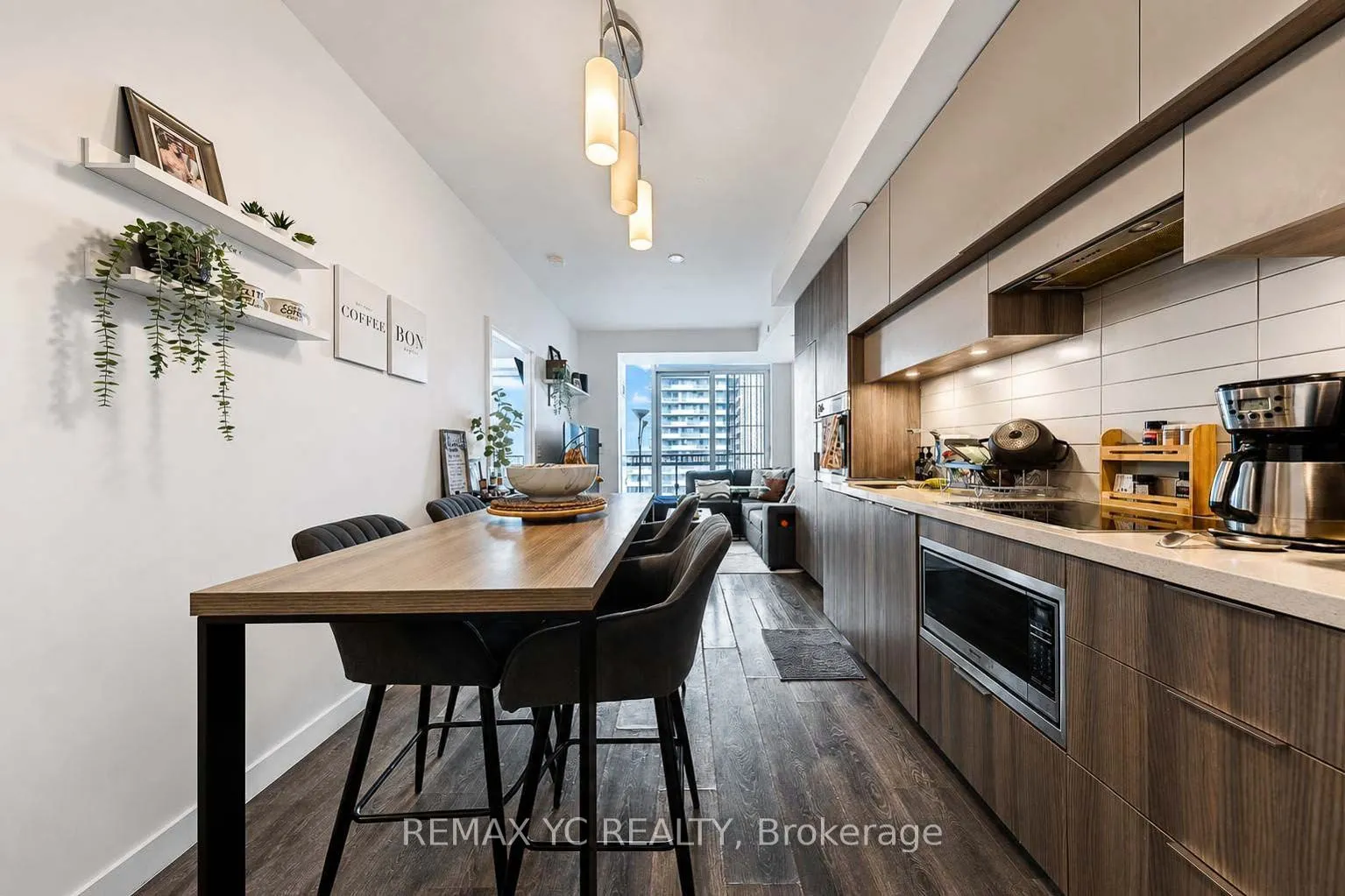 8 Eglinton Avenue E #4812