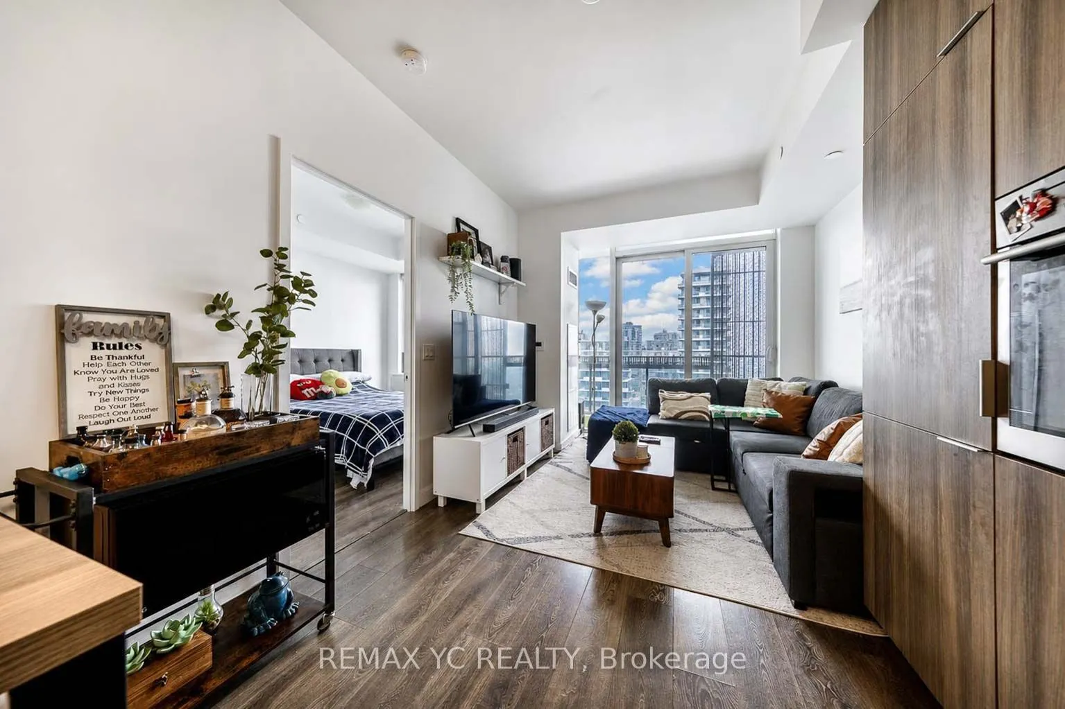 8 Eglinton Avenue E #4812