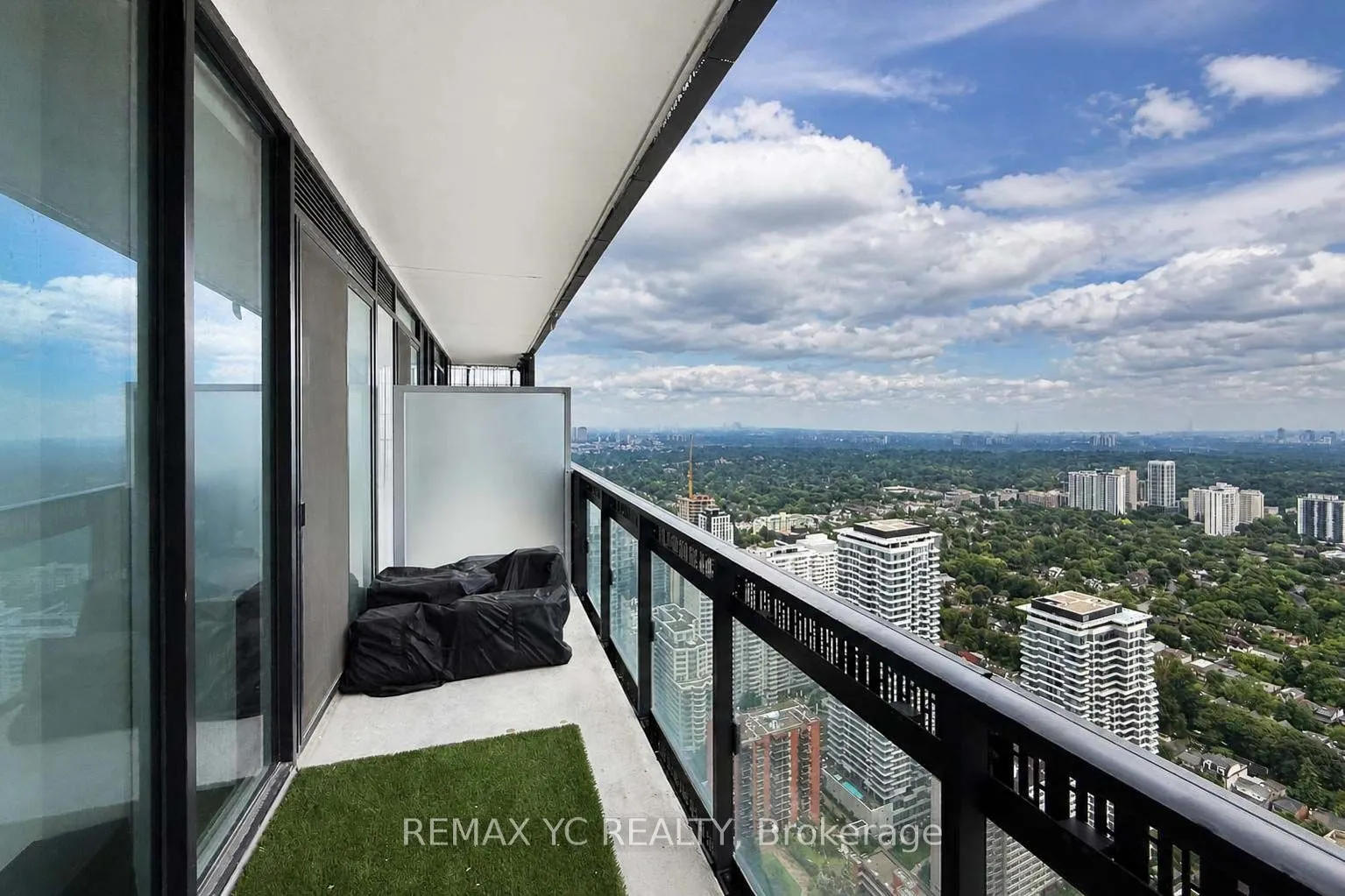 8 Eglinton Avenue E #4812