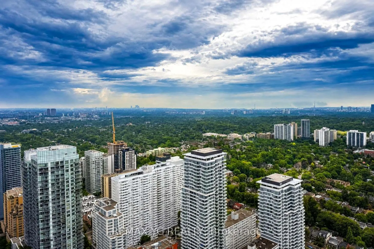 8 Eglinton Avenue E #4812