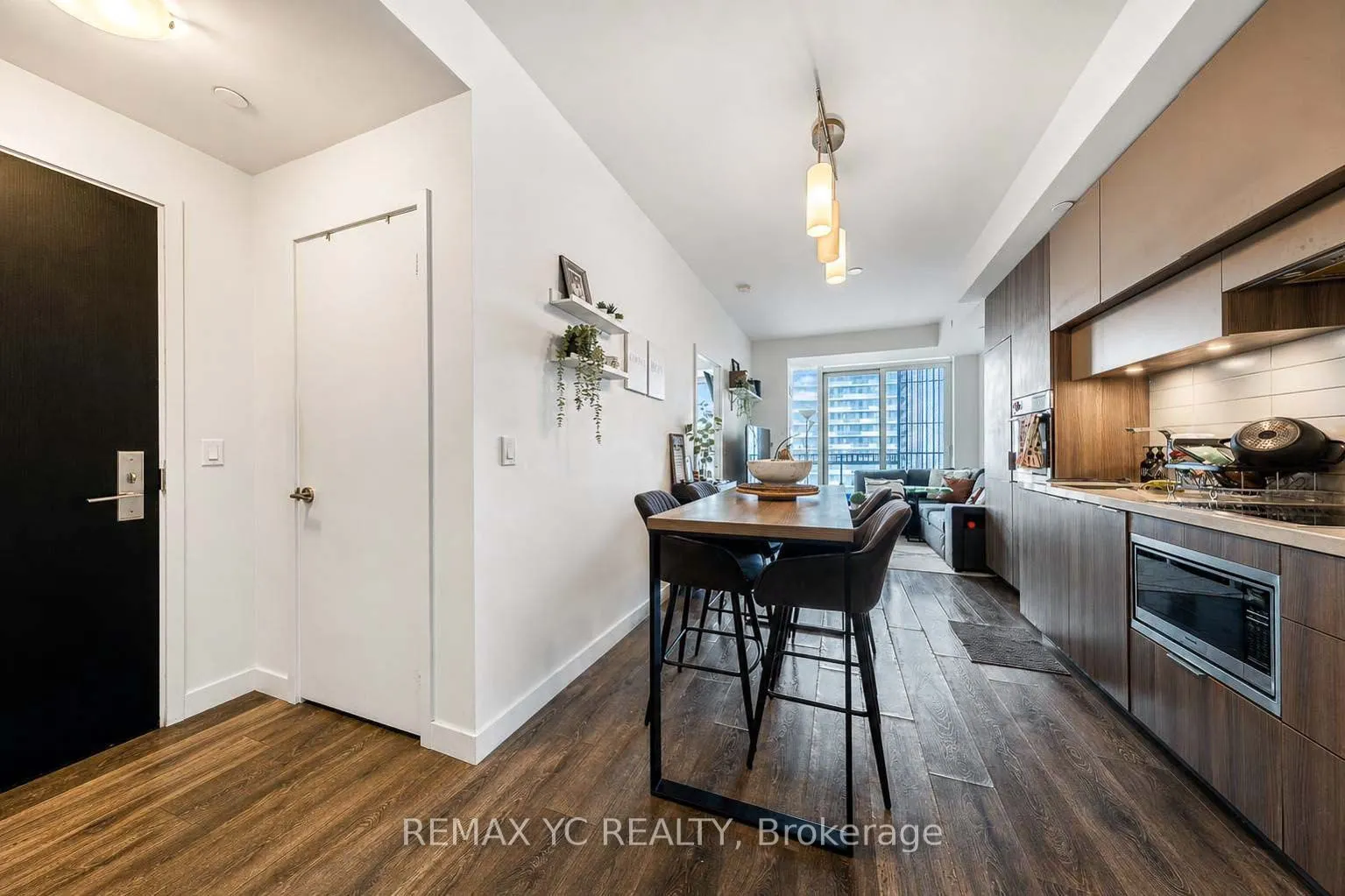 8 Eglinton Avenue E #4812