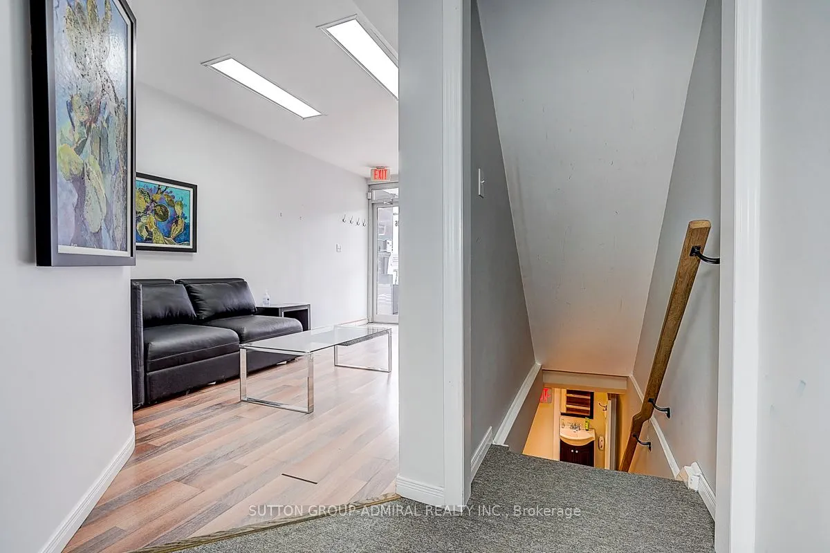 1184 Eglinton Avenue W