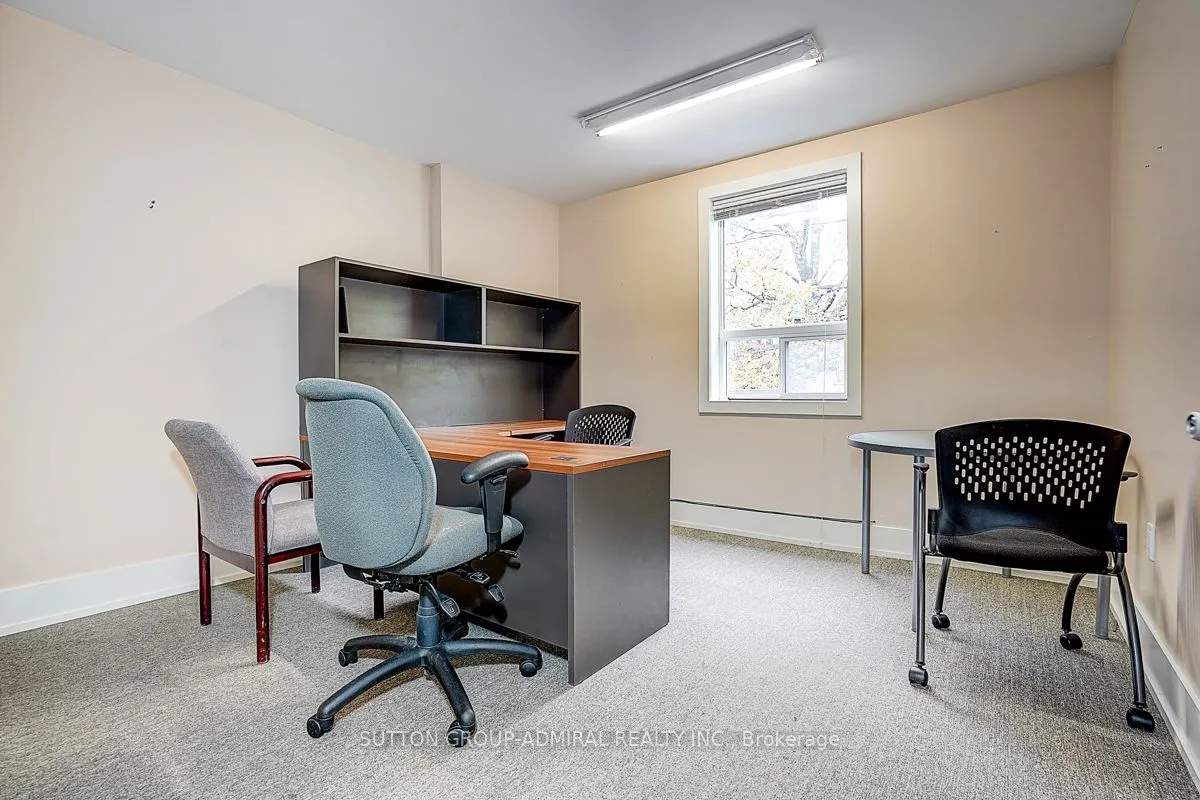 1184 Eglinton Avenue W
